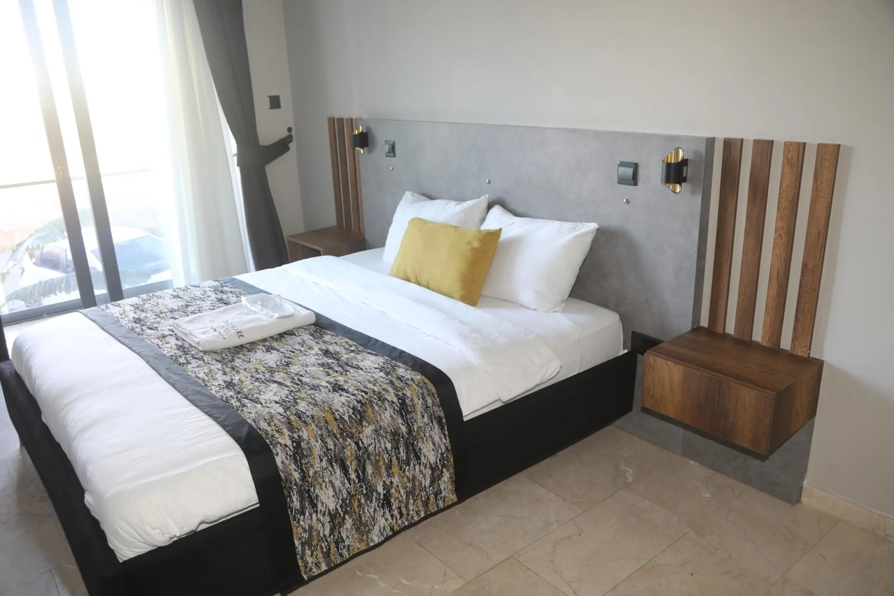 Bed in Del Mare Park