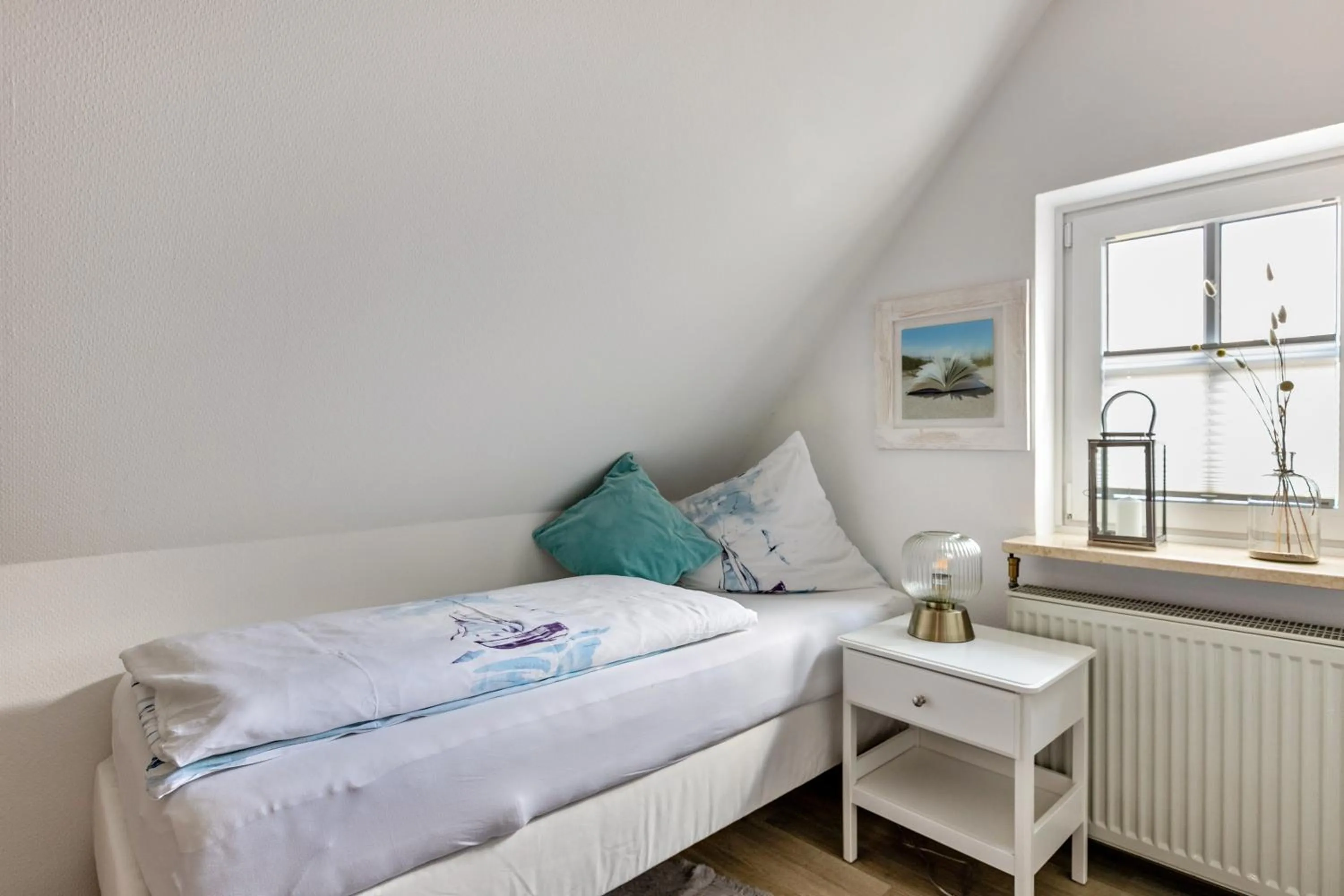 Living room, Bed in Ferienwohnung Meeressand