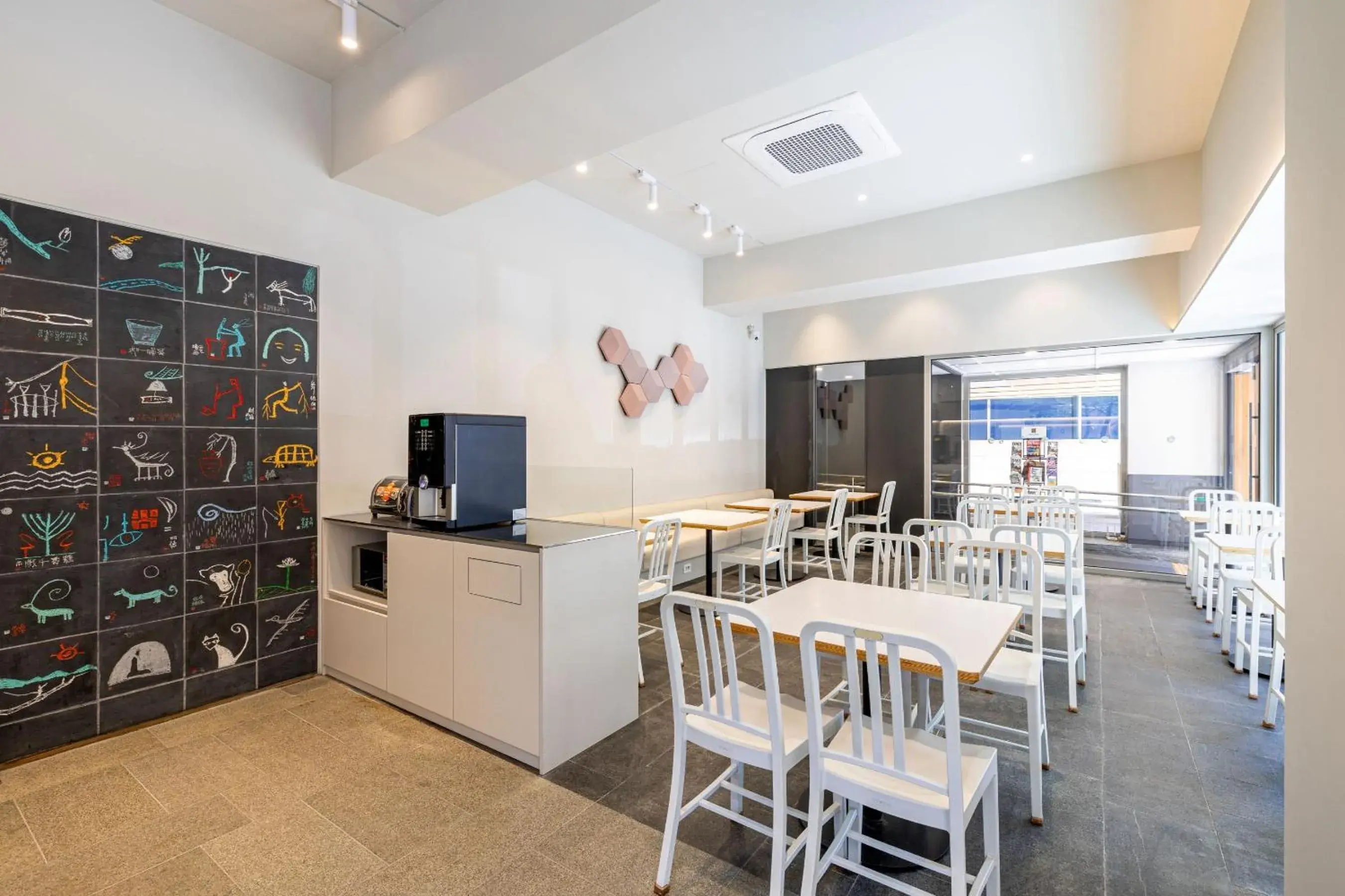 Restaurant/places to eat in Hotel Sunbee Insadong Restaurant/places to eat in Hotel Sunbee Insadong