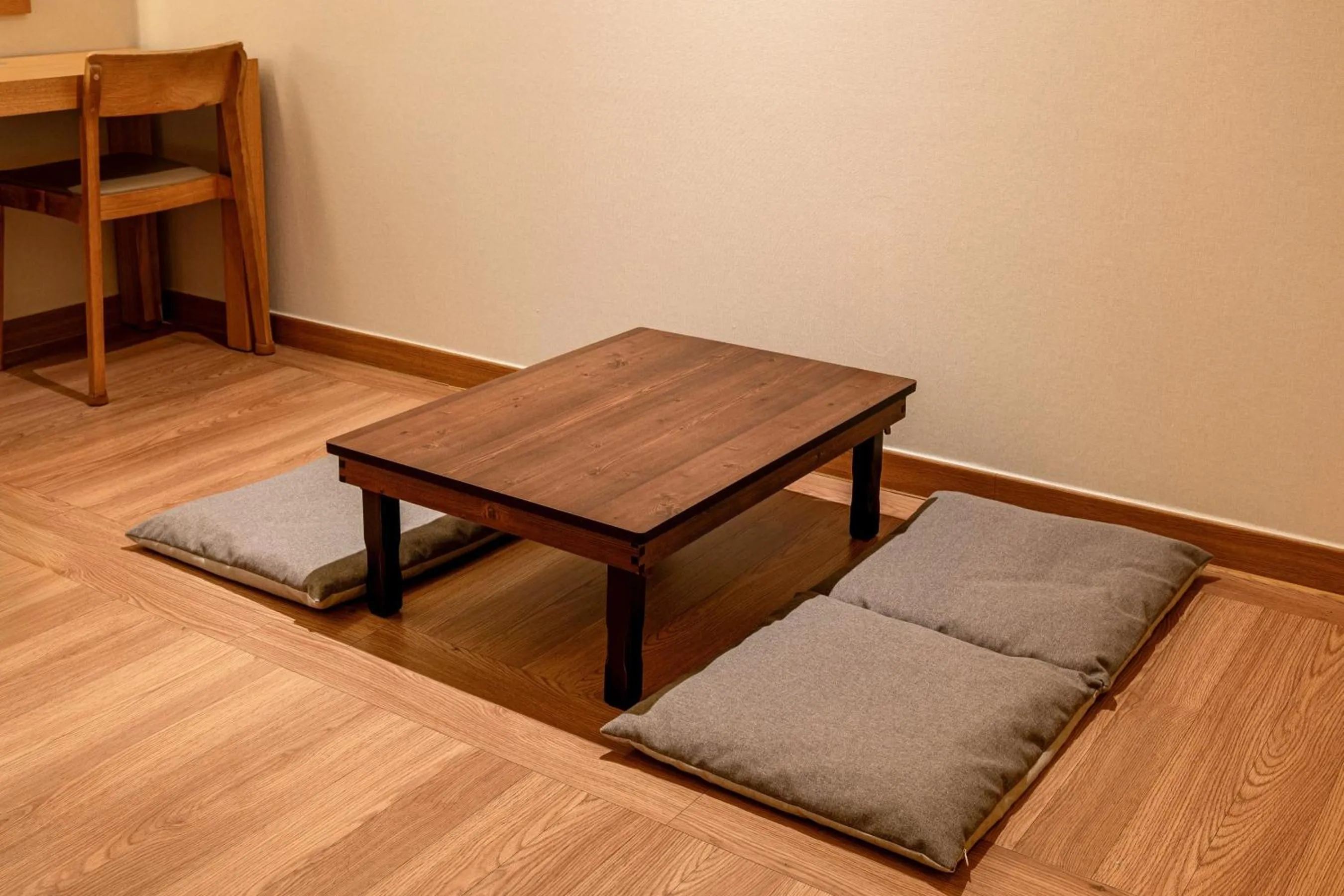 Decorative detail in Hotel Sunbee Insadong