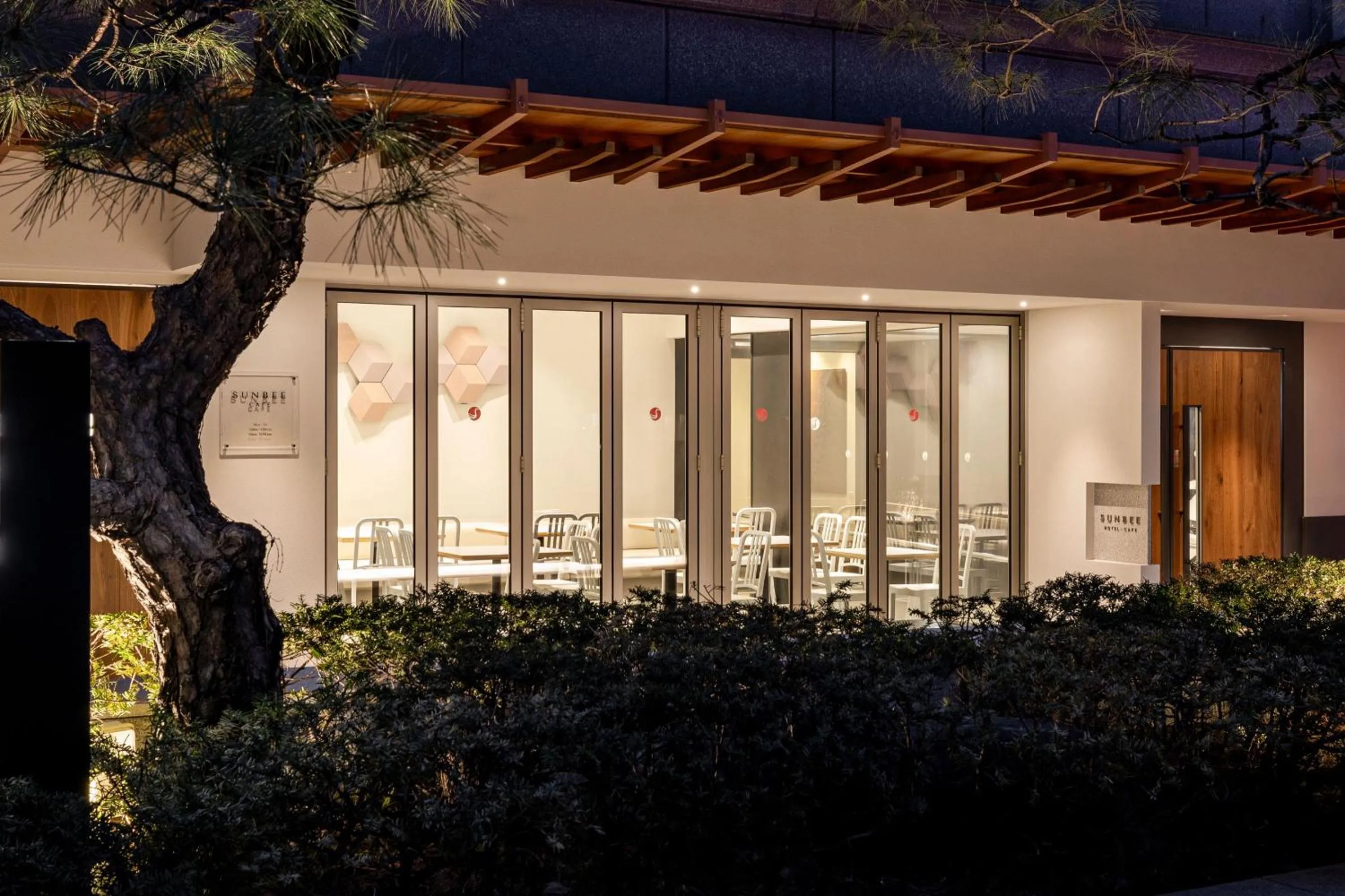 Property building in Hotel Sunbee Insadong