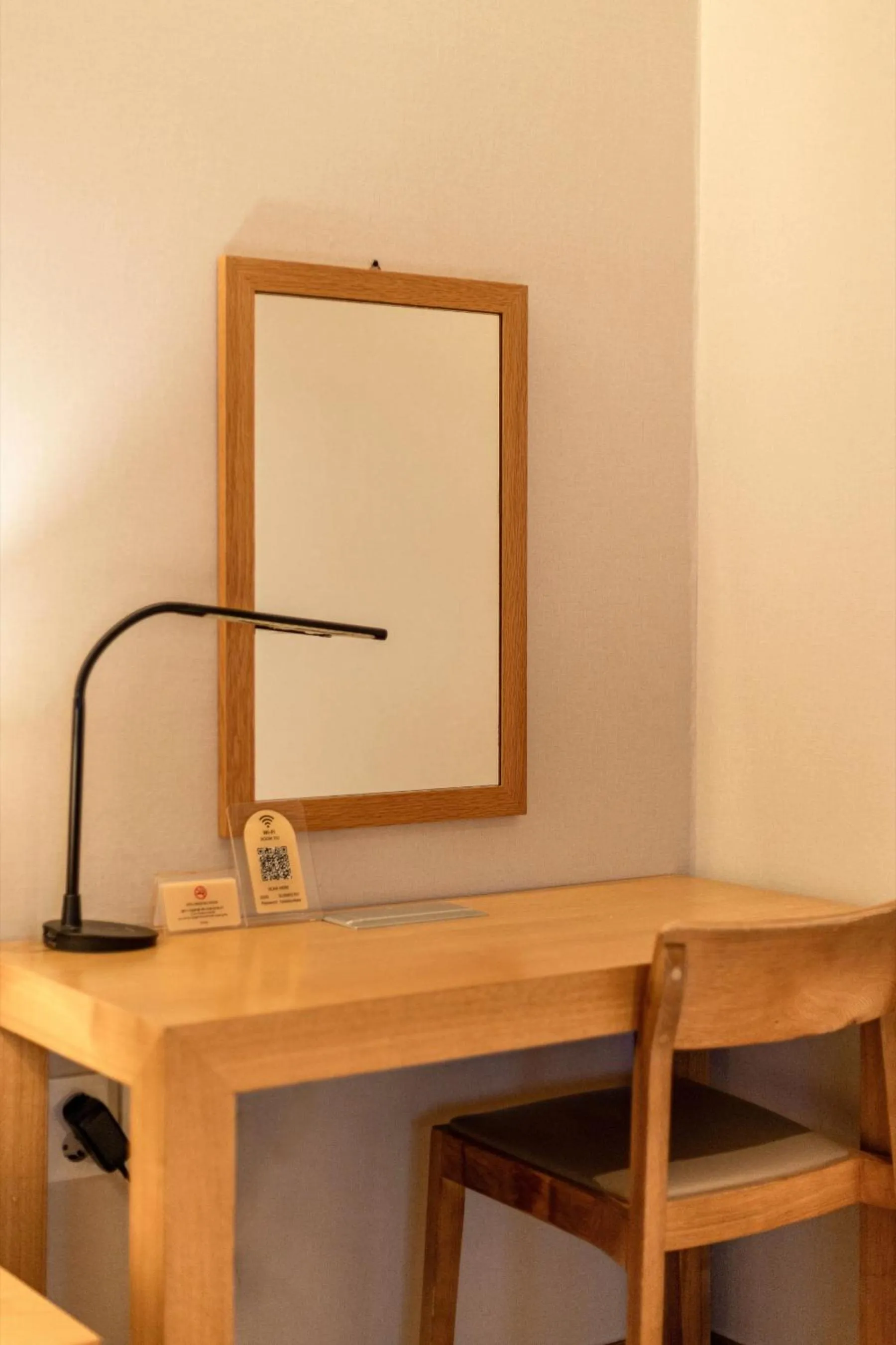 Decorative detail in Hotel Sunbee Insadong