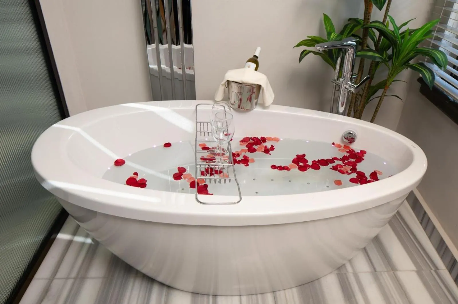 Bath in SYKAI HOTELS PERA