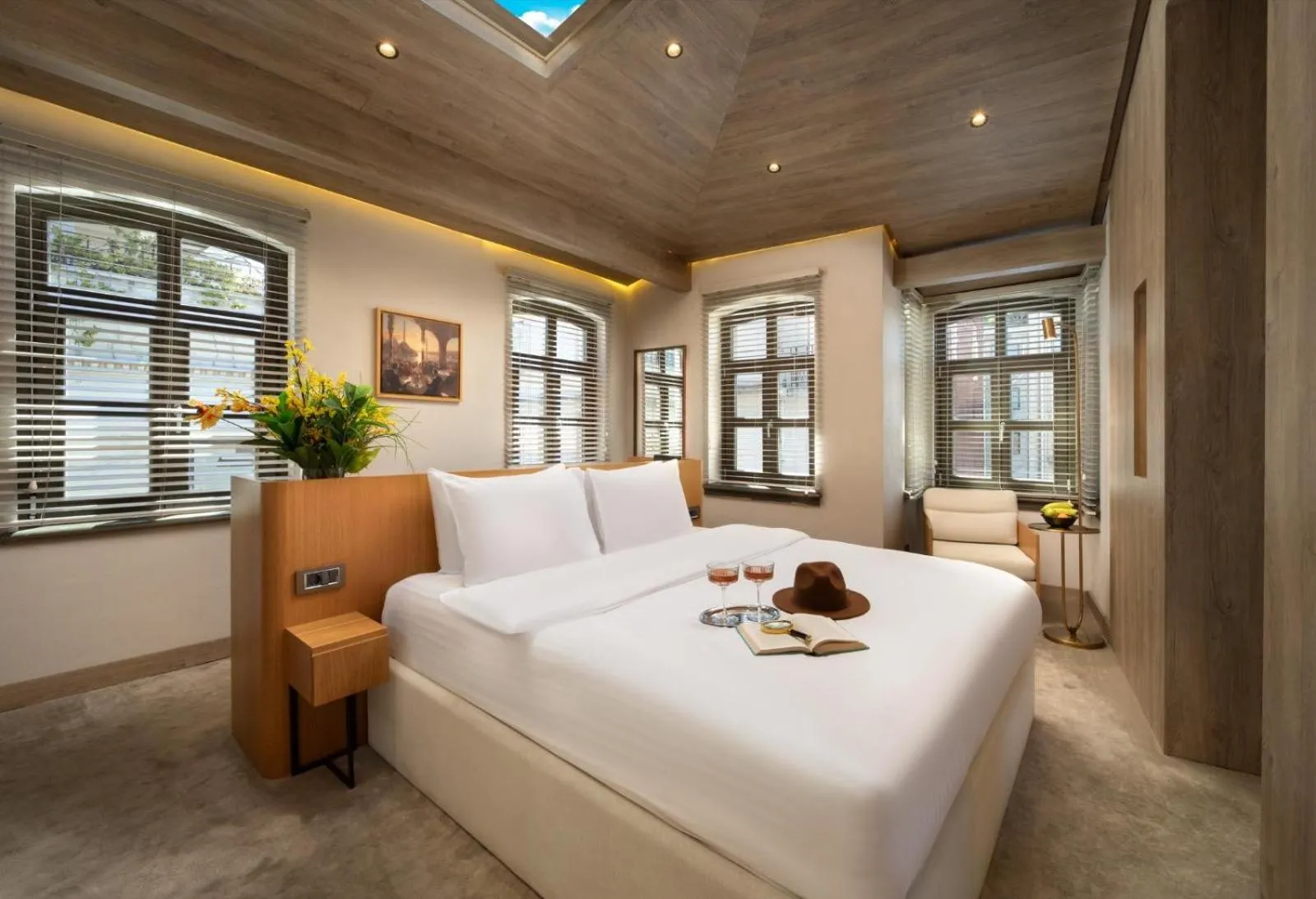 Bed in SYKAI HOTELS PERA