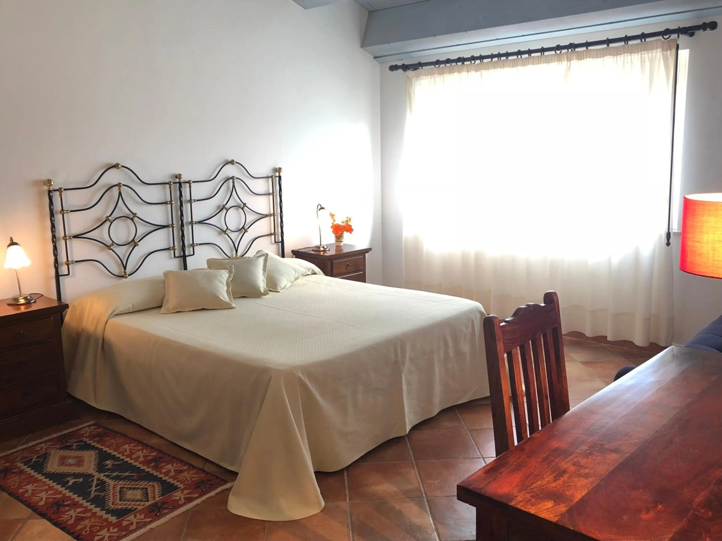 Photo of the whole room, Bed in Torre Archirafi Resort