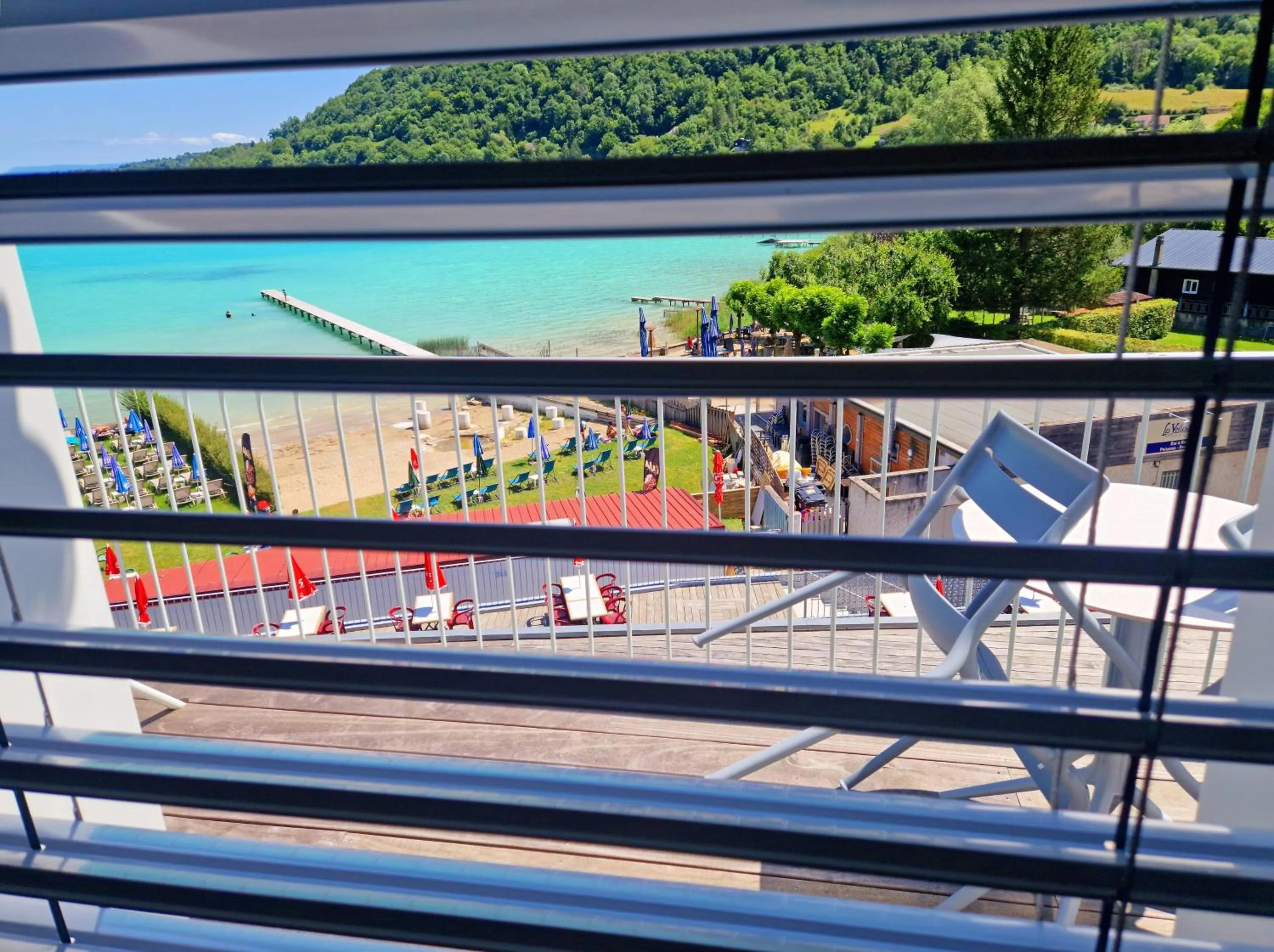 Lake view in Beau Rivage