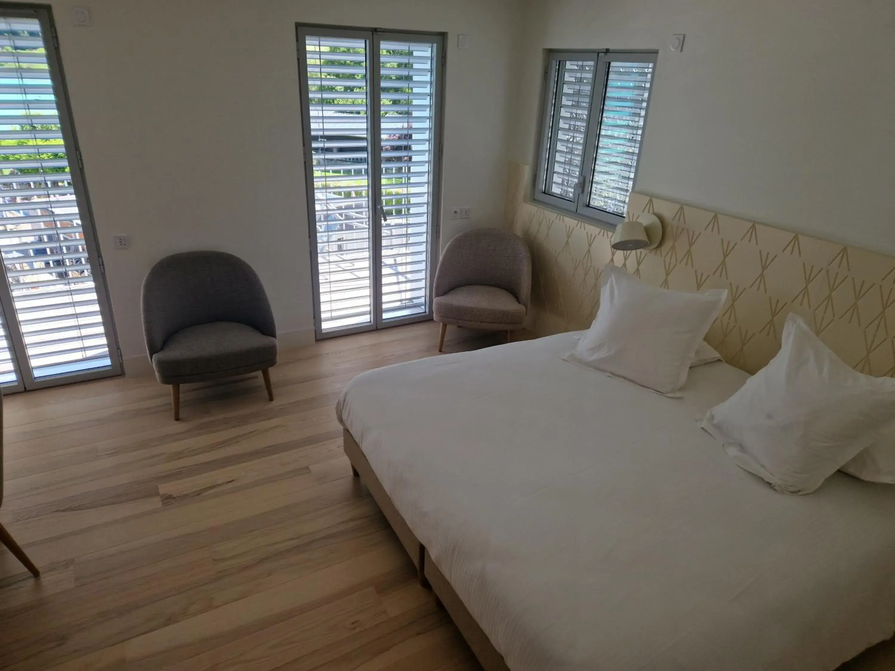 Deluxe Double Room with Balcony in Beau Rivage Deluxe Double Room with Balcony in Beau Rivage