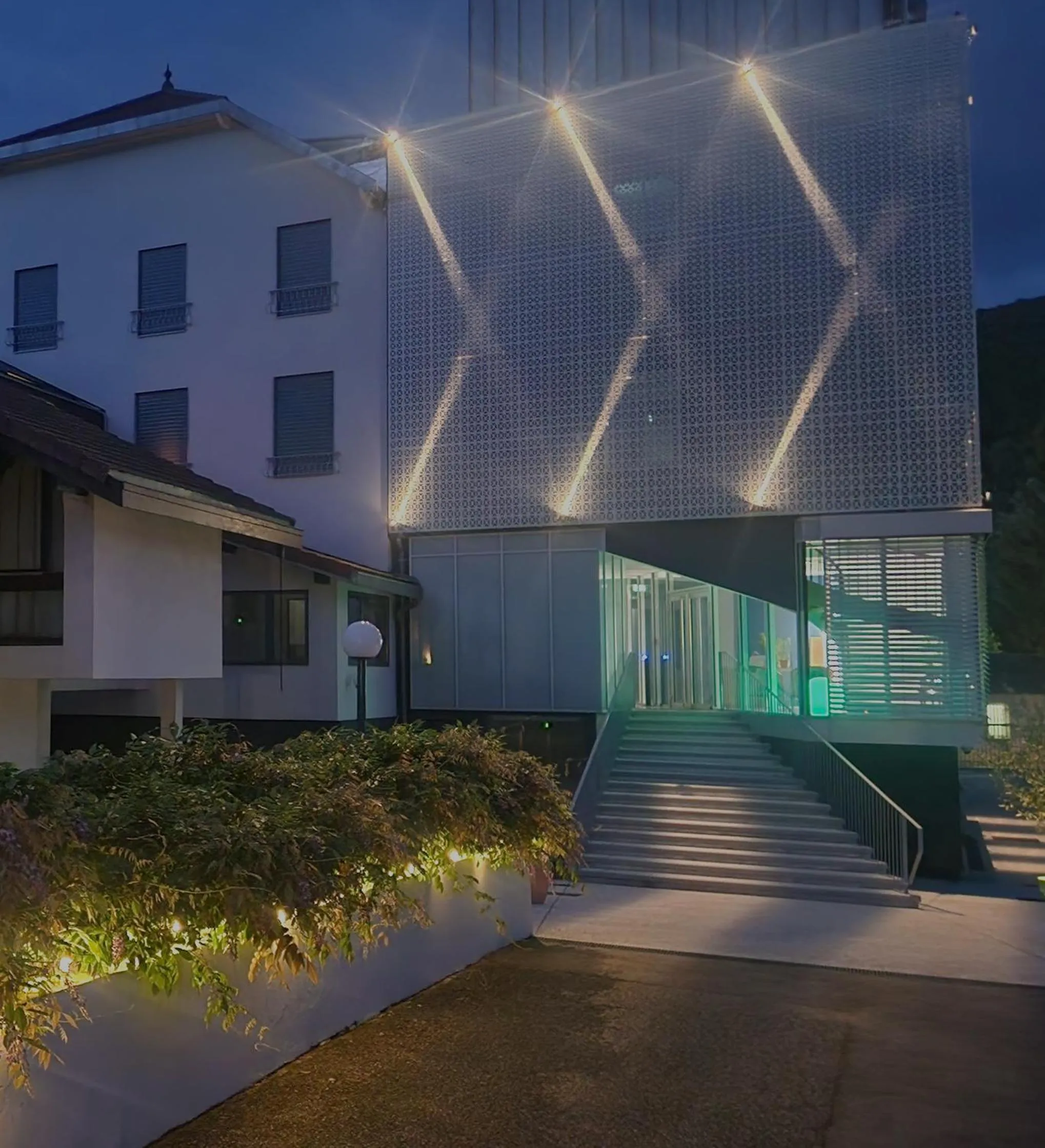 Facade/entrance in Beau Rivage