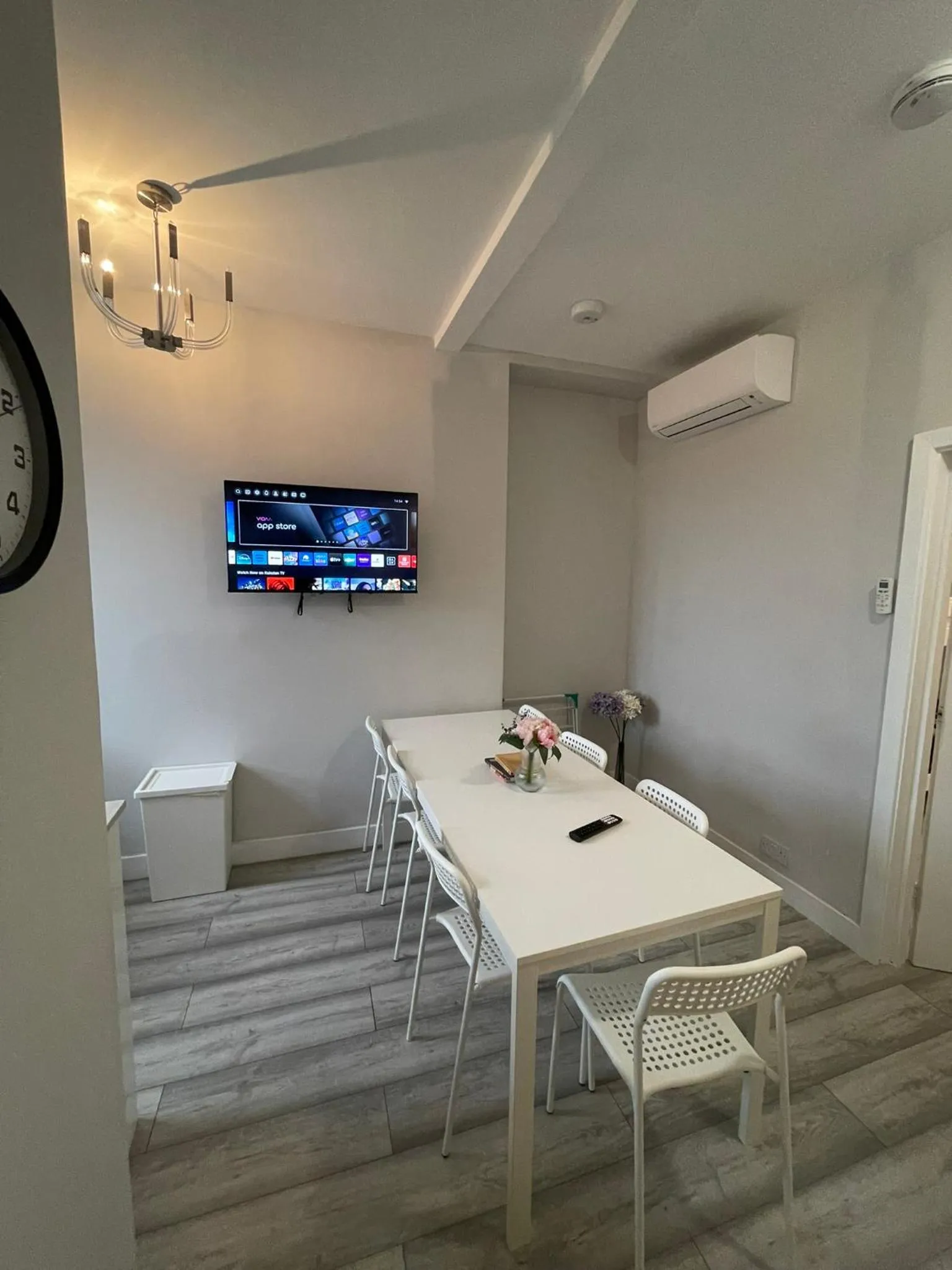 TV and multimedia in Chamberlayne Inn