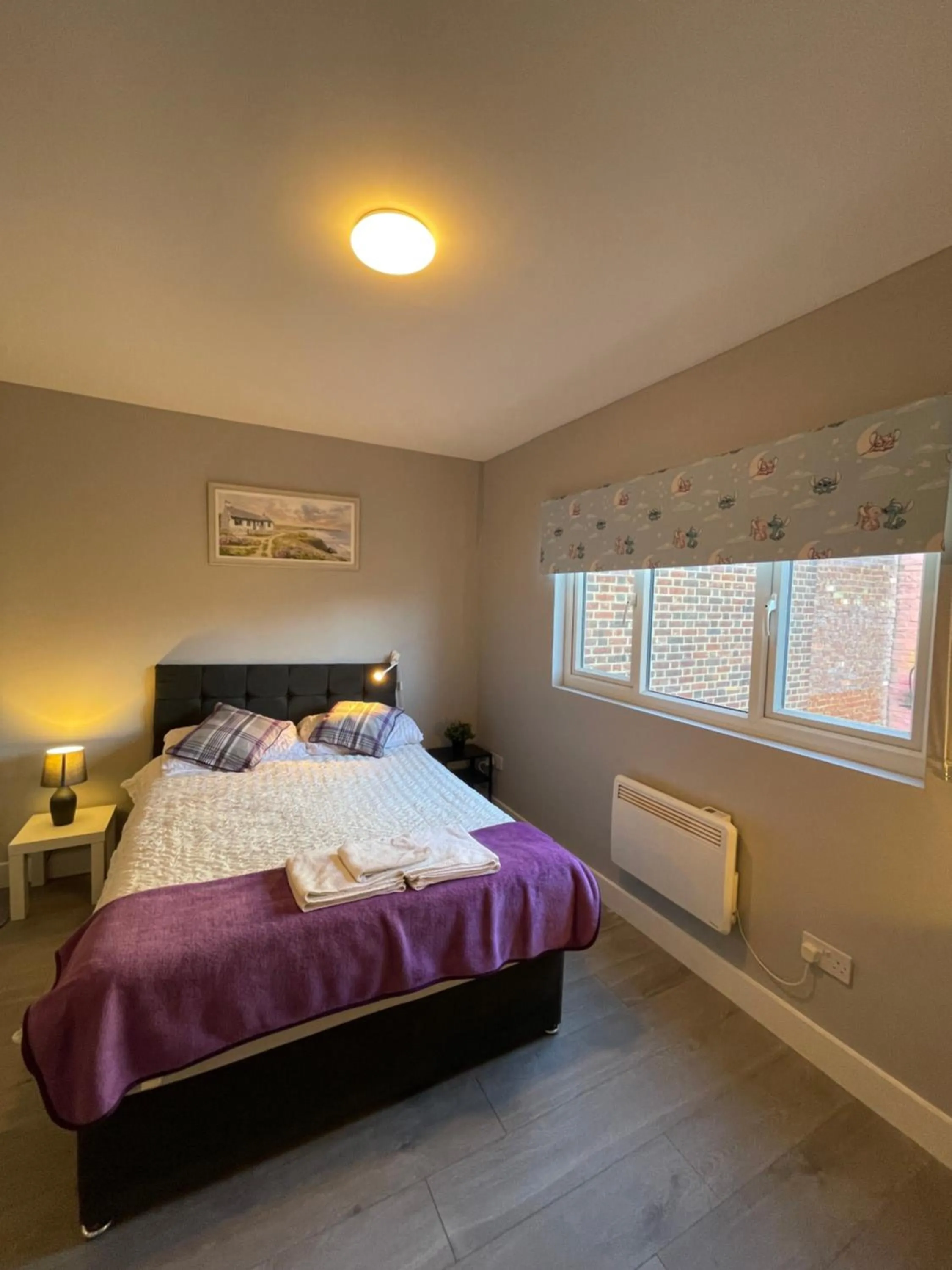 Bed in Chamberlayne Inn