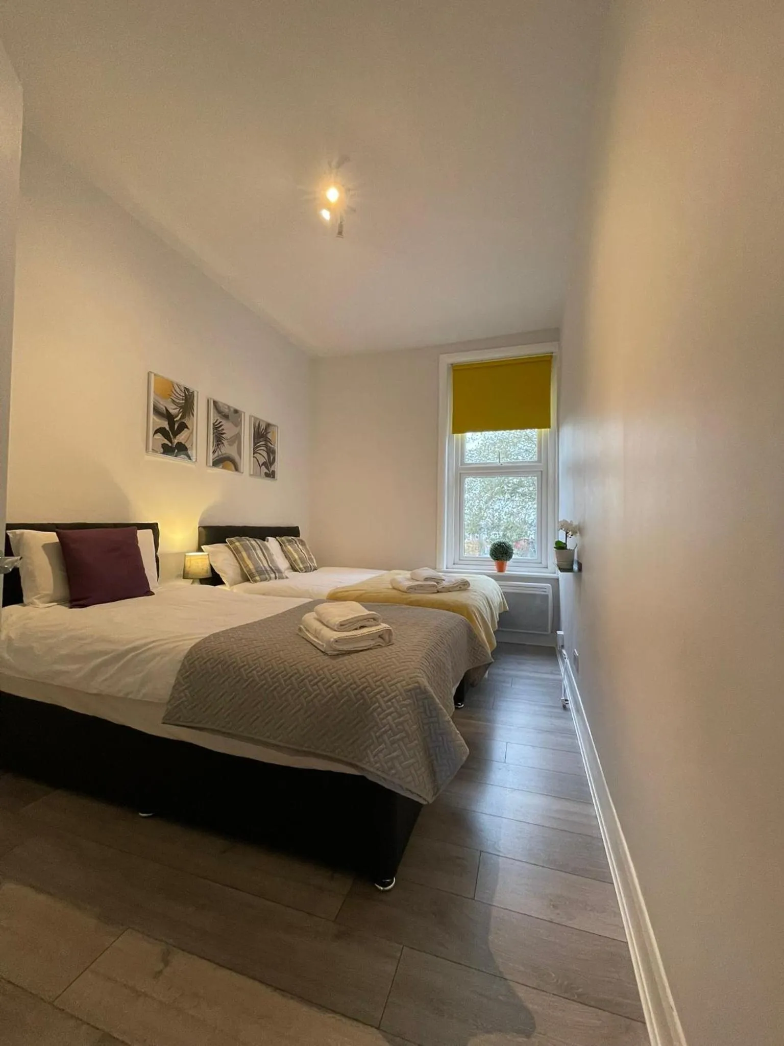 Bed in Chamberlayne Inn