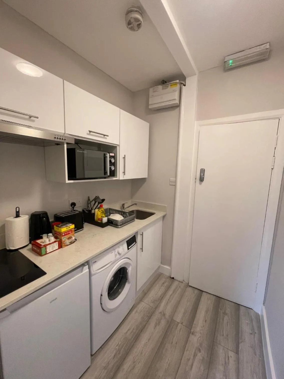 minibar in Chamberlayne Inn