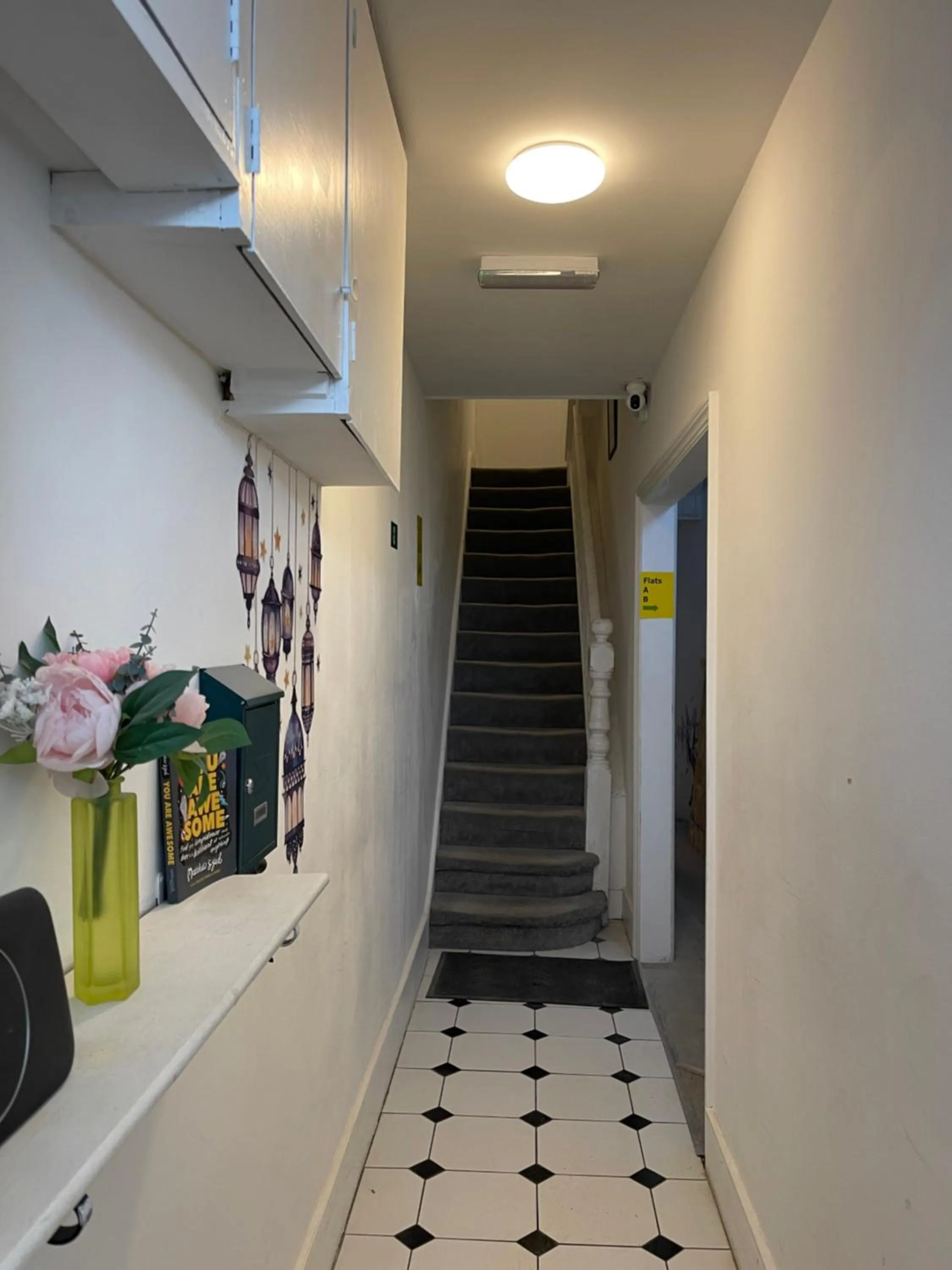 Property building in Chamberlayne Inn