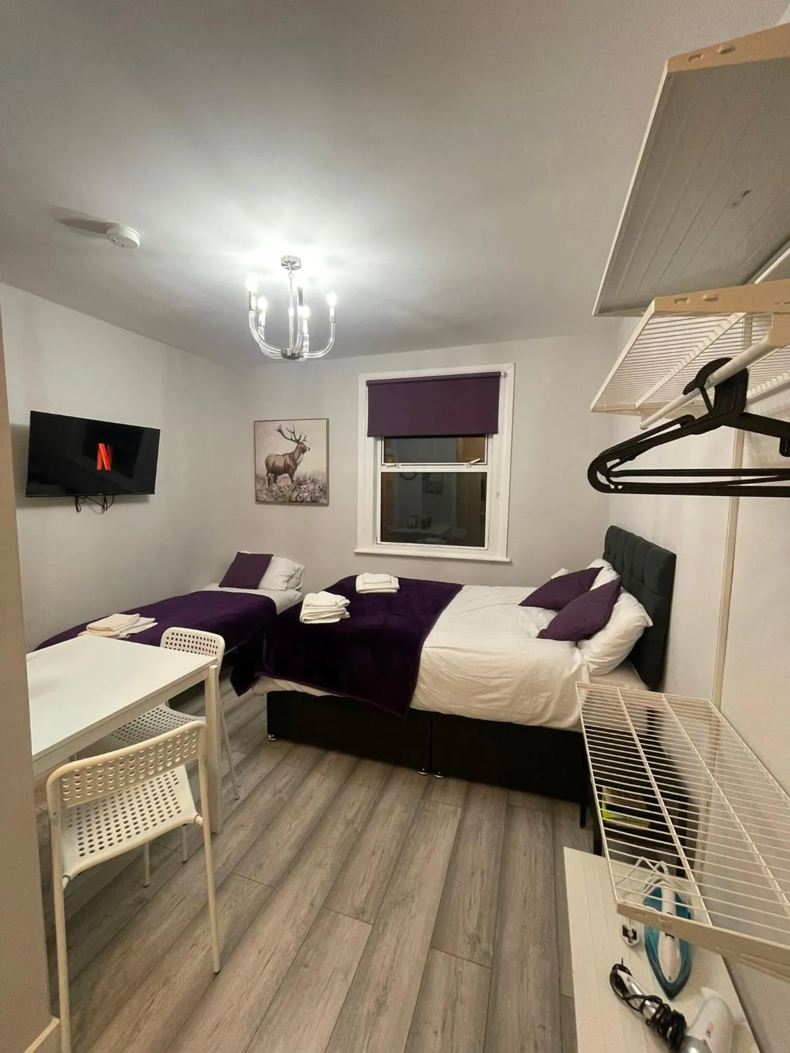 Bed in Chamberlayne Inn