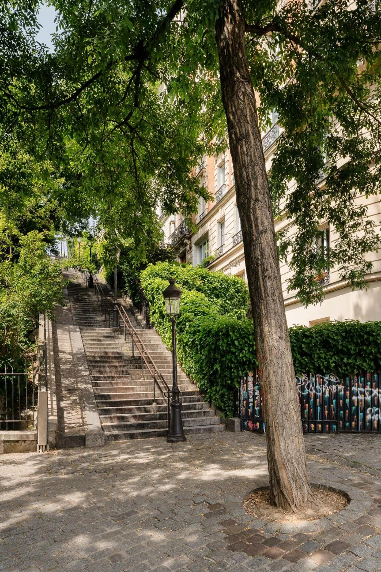 Neighbourhood in Edgar Suites Montmartre - Paul Albert