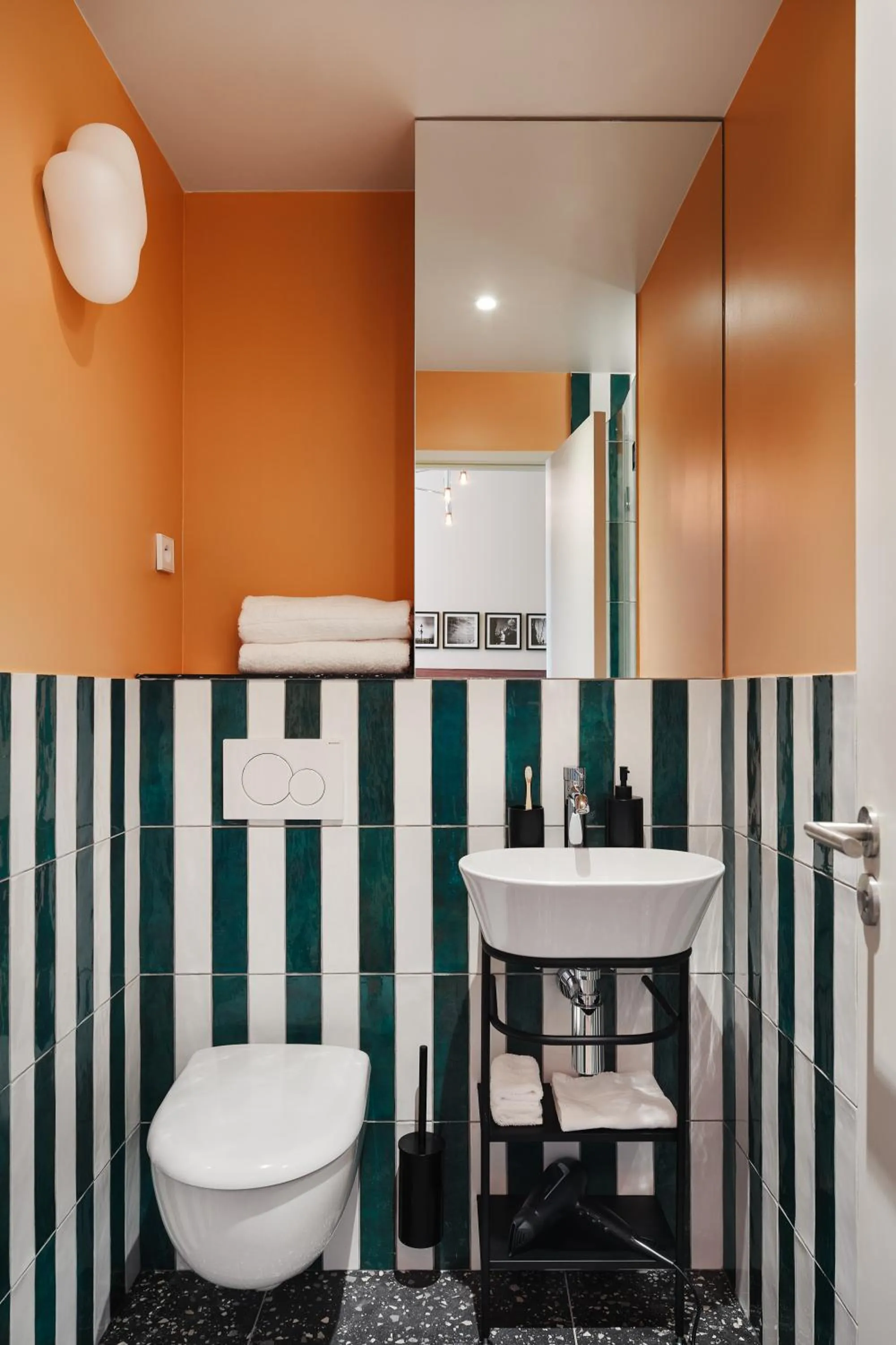 Bathroom in Edgar Suites Montmartre - Paul Albert