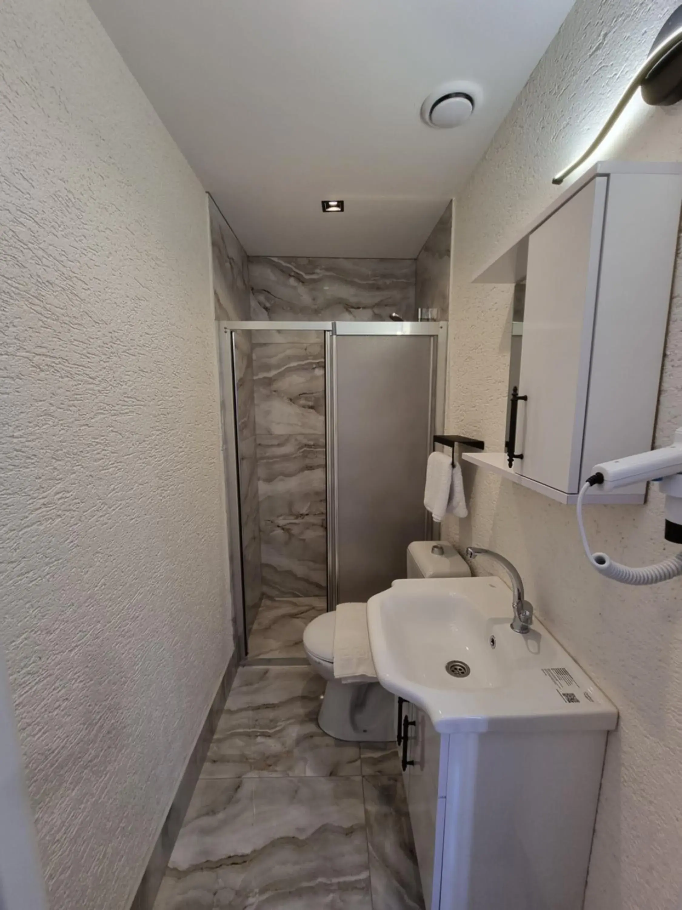 Budget Double Room in Elite Park Hotel & Suites Budget Double Room in Elite Park Hotel & Suites