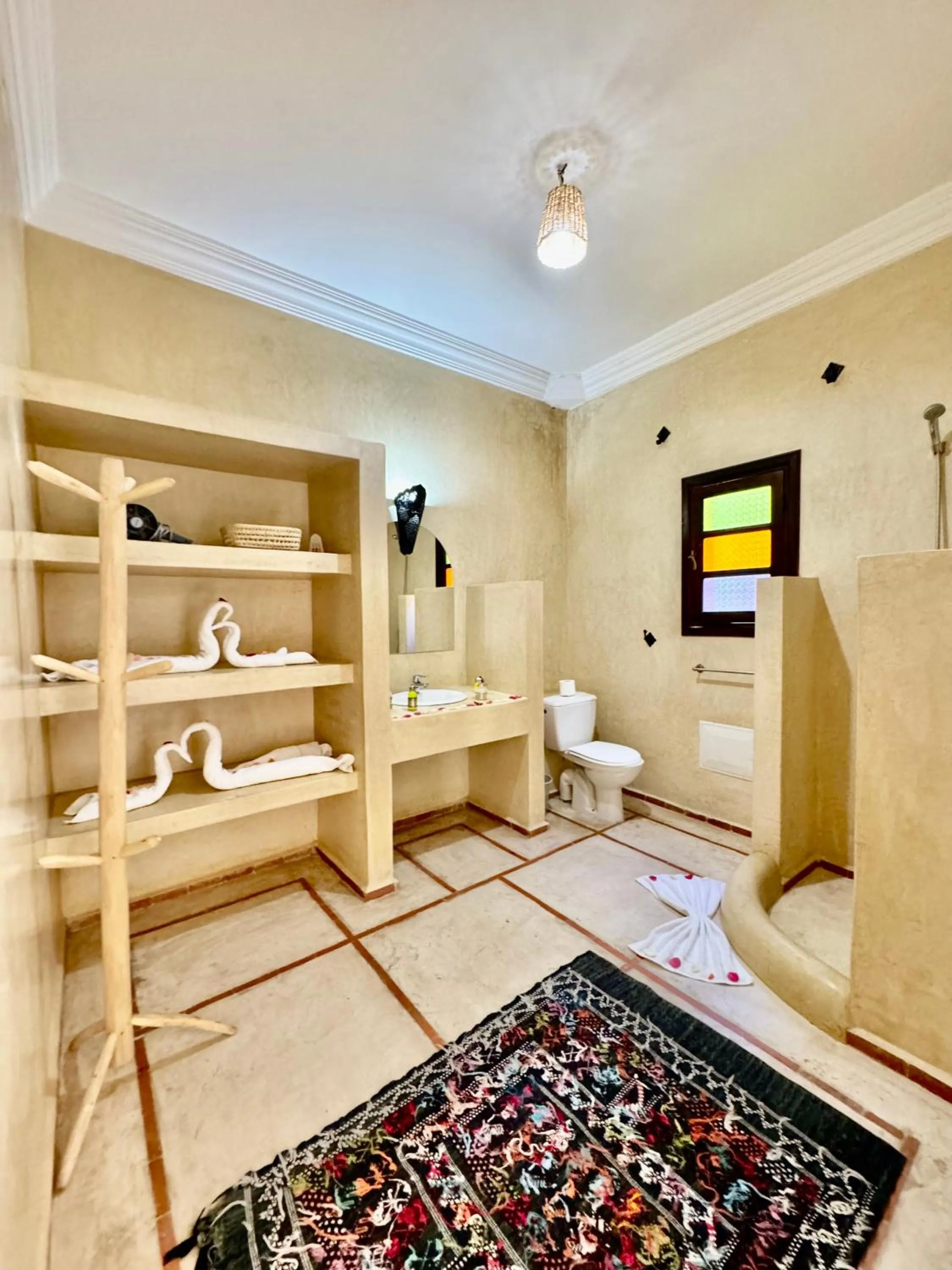Bathroom in Riad Iklil