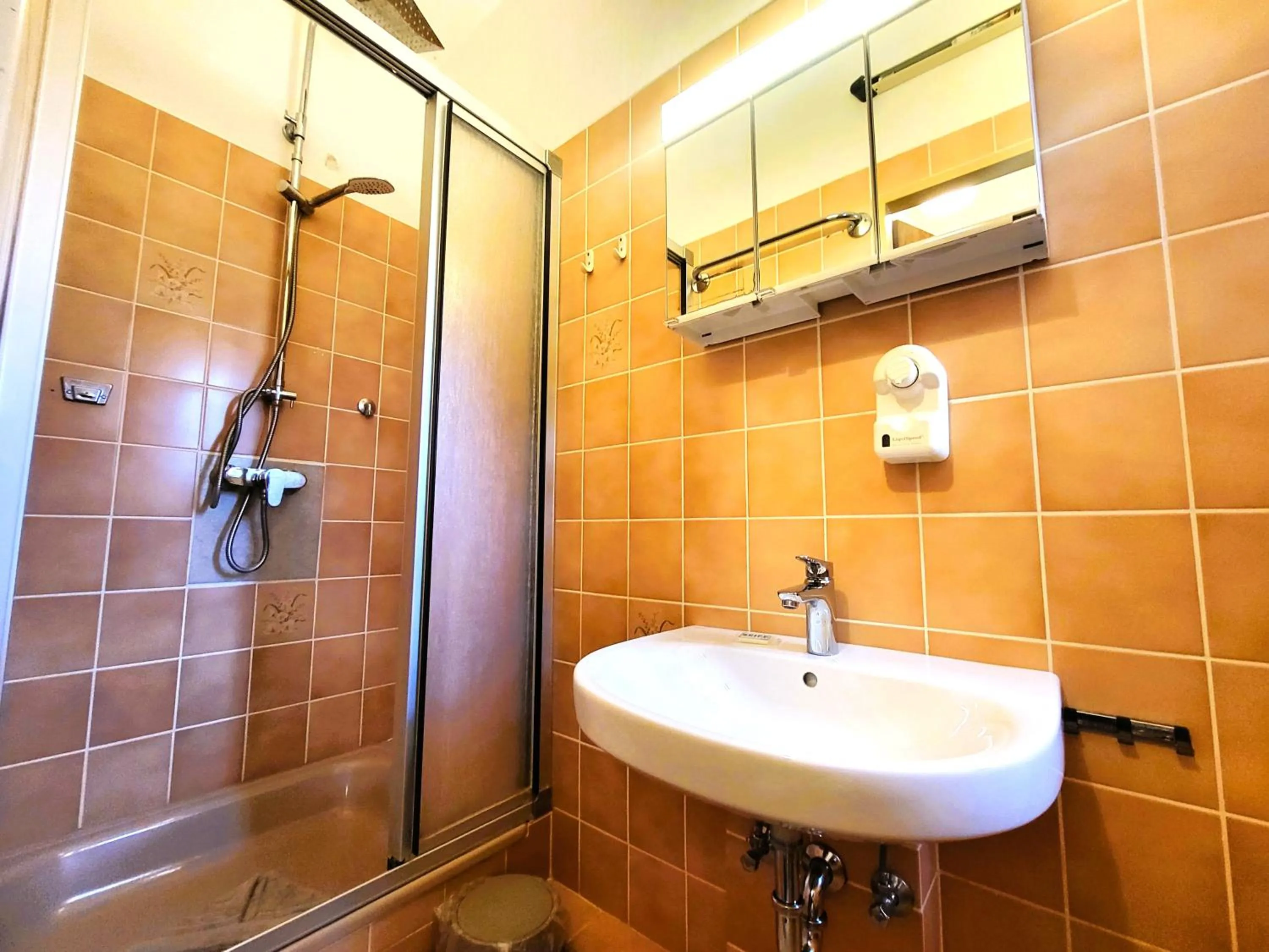 Bathroom in City Center Hotel Garni Cuxhaven