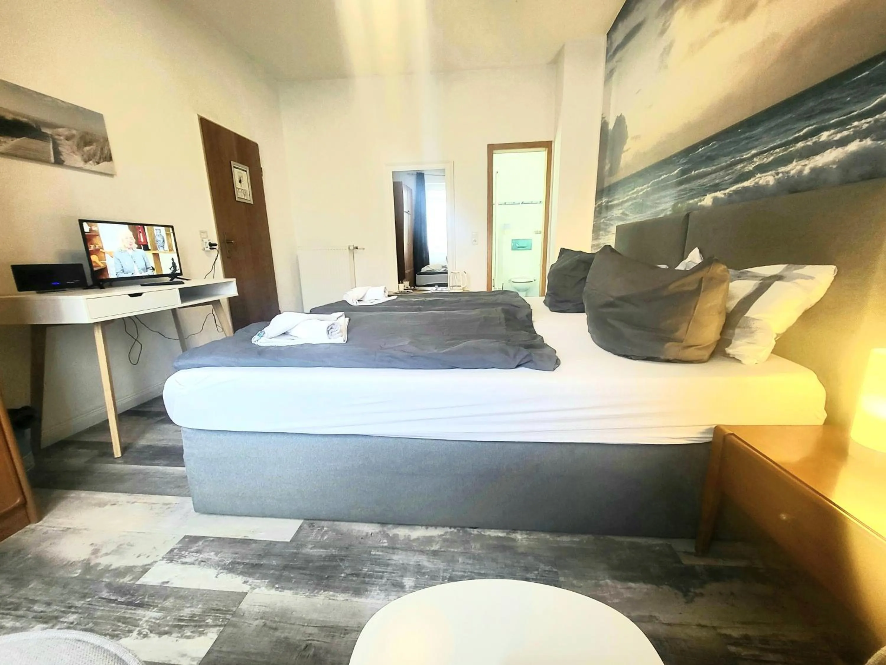 Bed in City Center Hotel Garni Cuxhaven