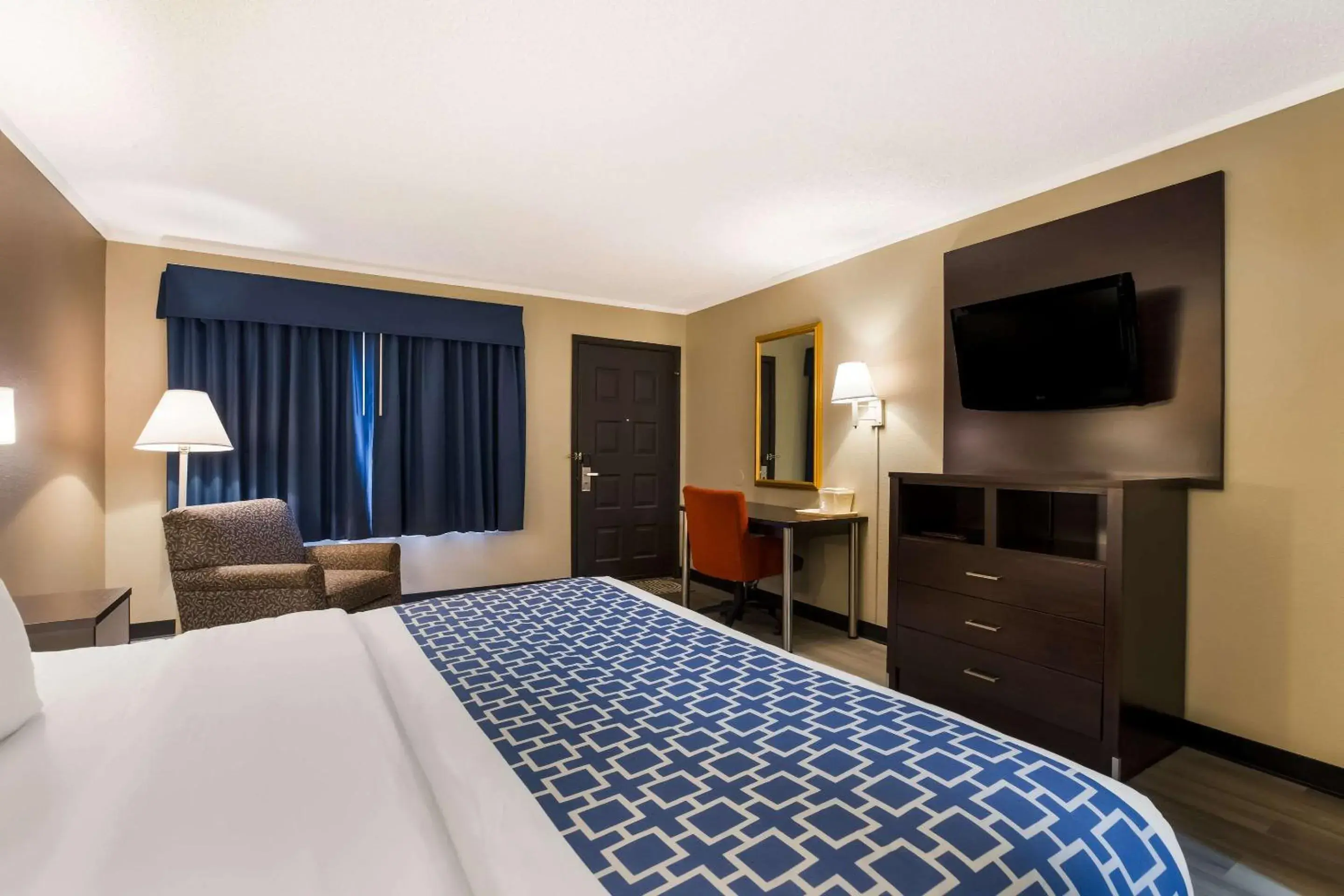 Bedroom, Bed in Suburban Studios Millville Bedroom, Bed in Suburban Studios Millville