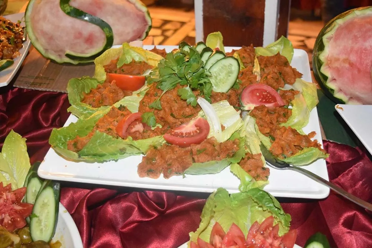 Food in Ares City Hotel