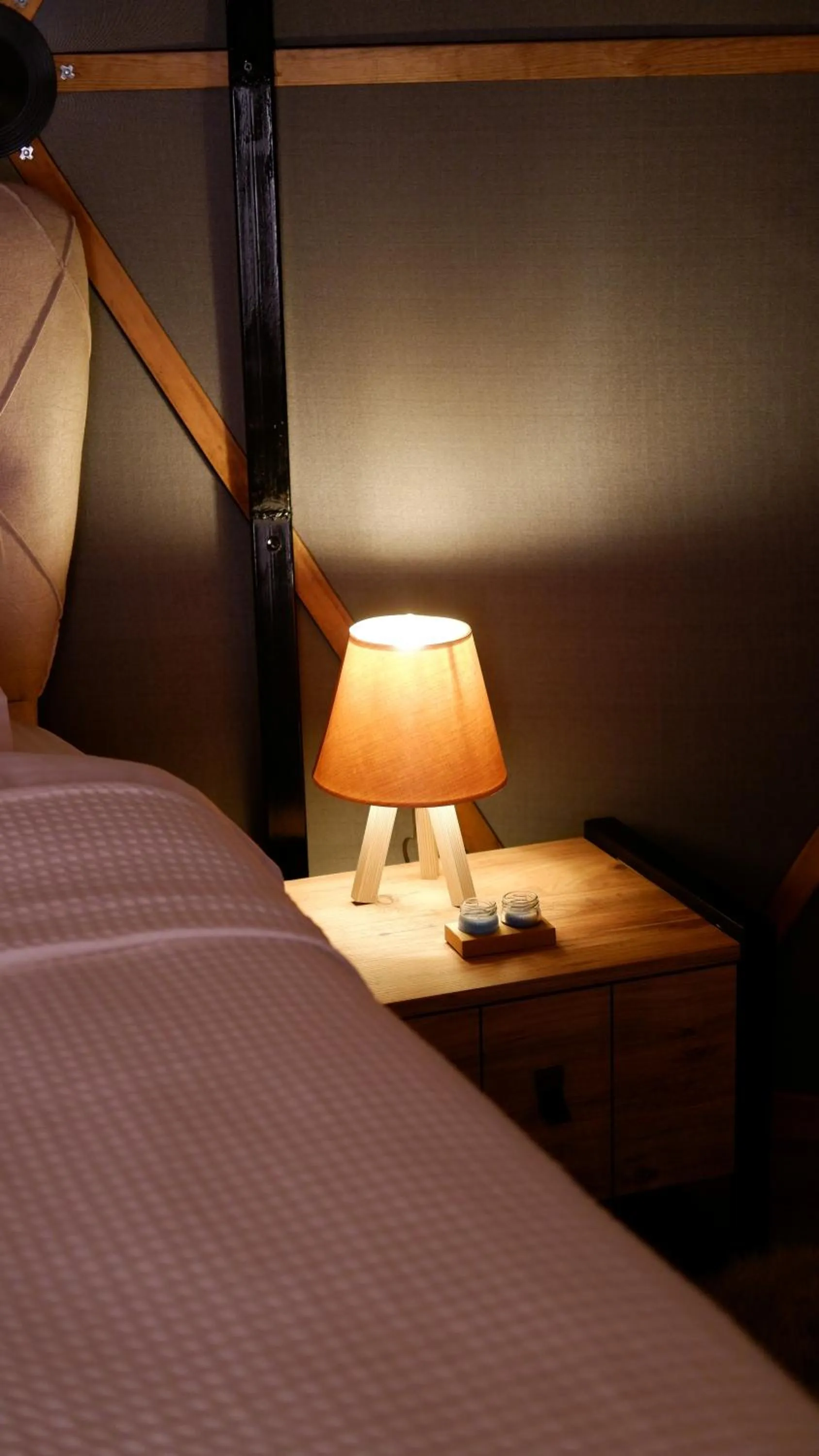 Decorative detail, Bed in Bogina Dome & Suite - Çamlıhemşin