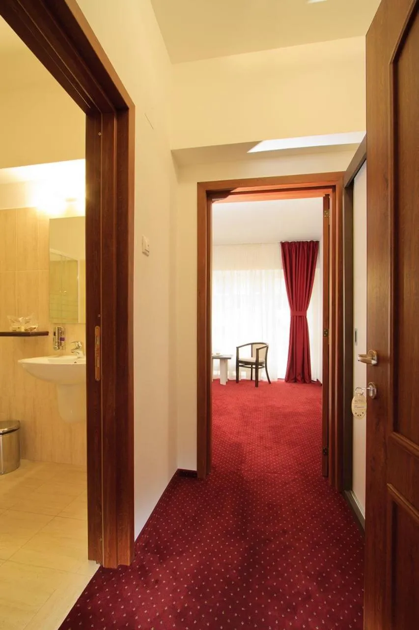 Hotel President