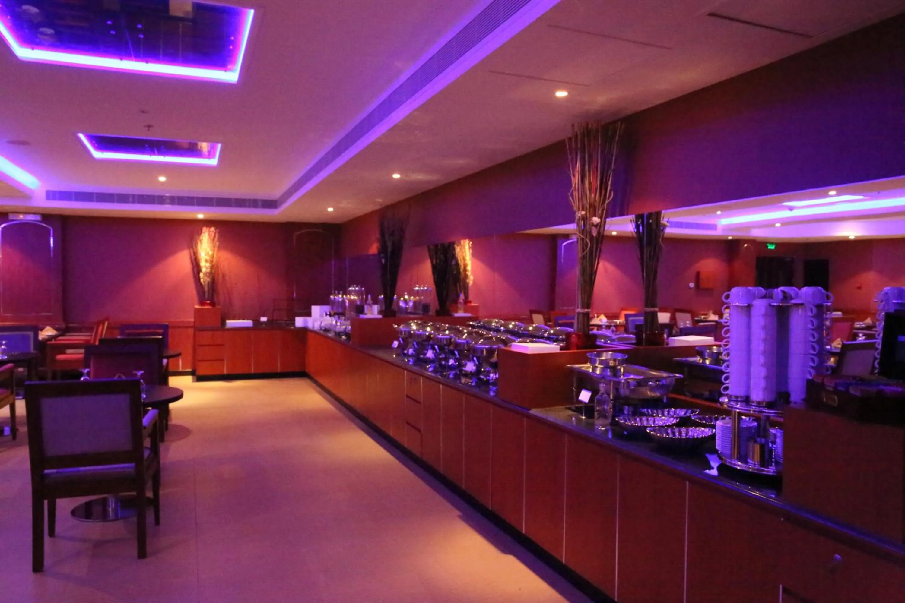 Restaurant/places to eat in Royal Phoenicia Hotel