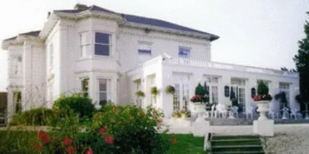 Munstone House Munstone House