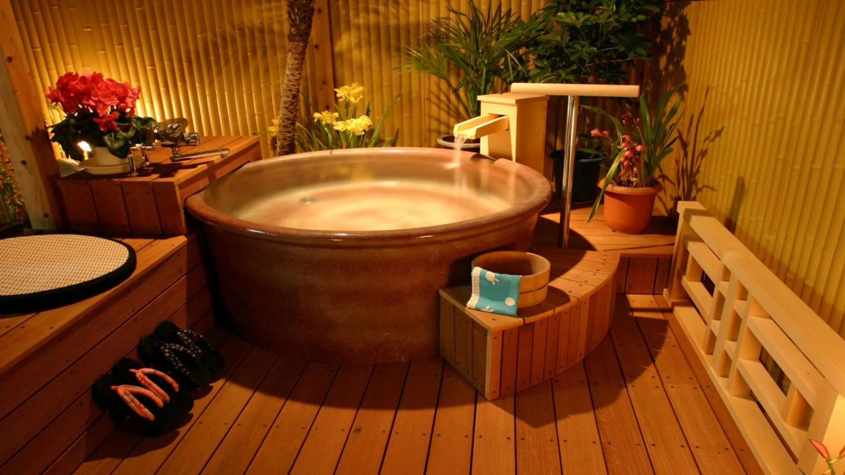 Open Air Bath in Yuyado Mikannoki