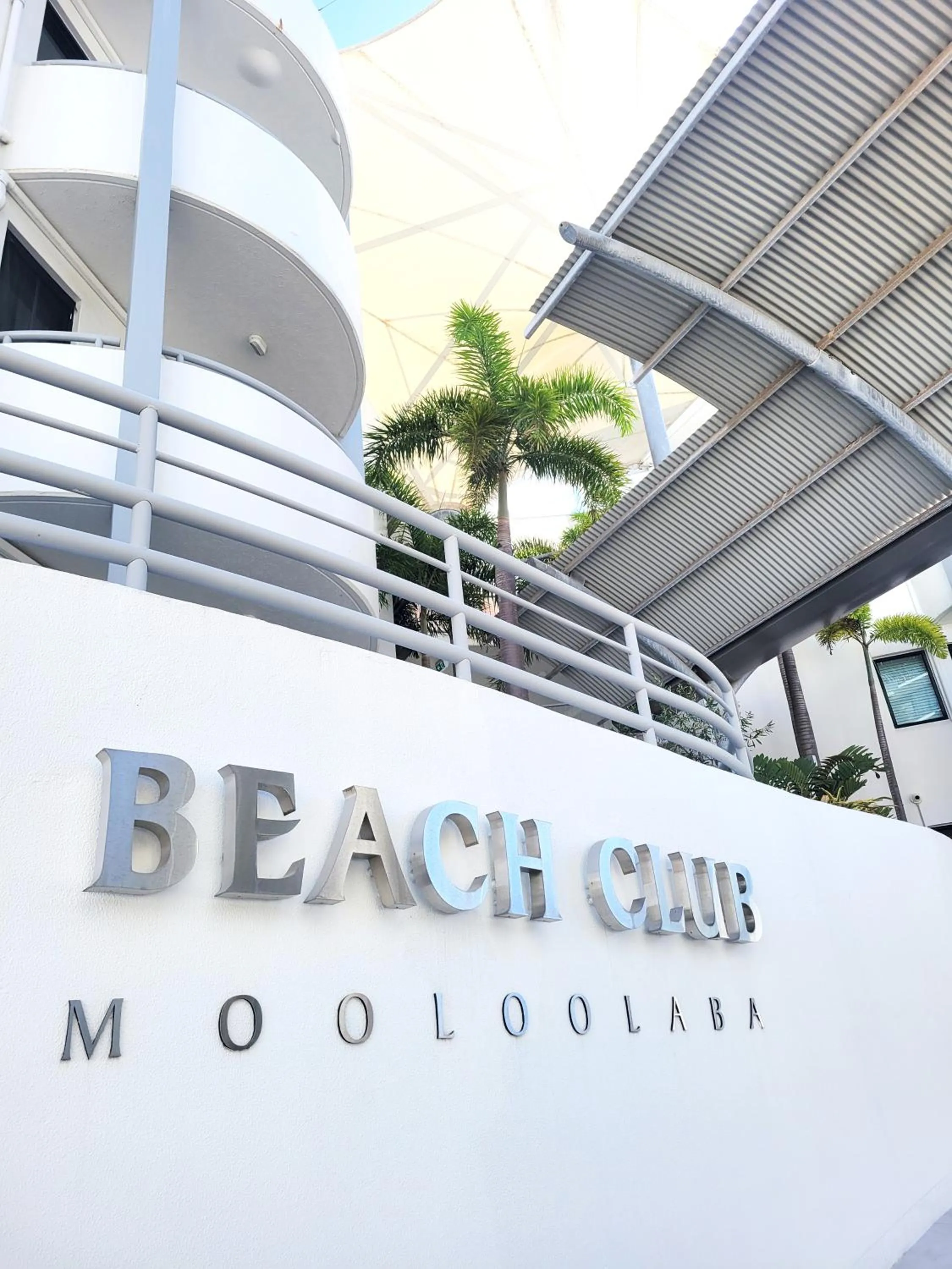 Mooloolab Beach Paradise 2 bedroom Unit - 350m from Beach
