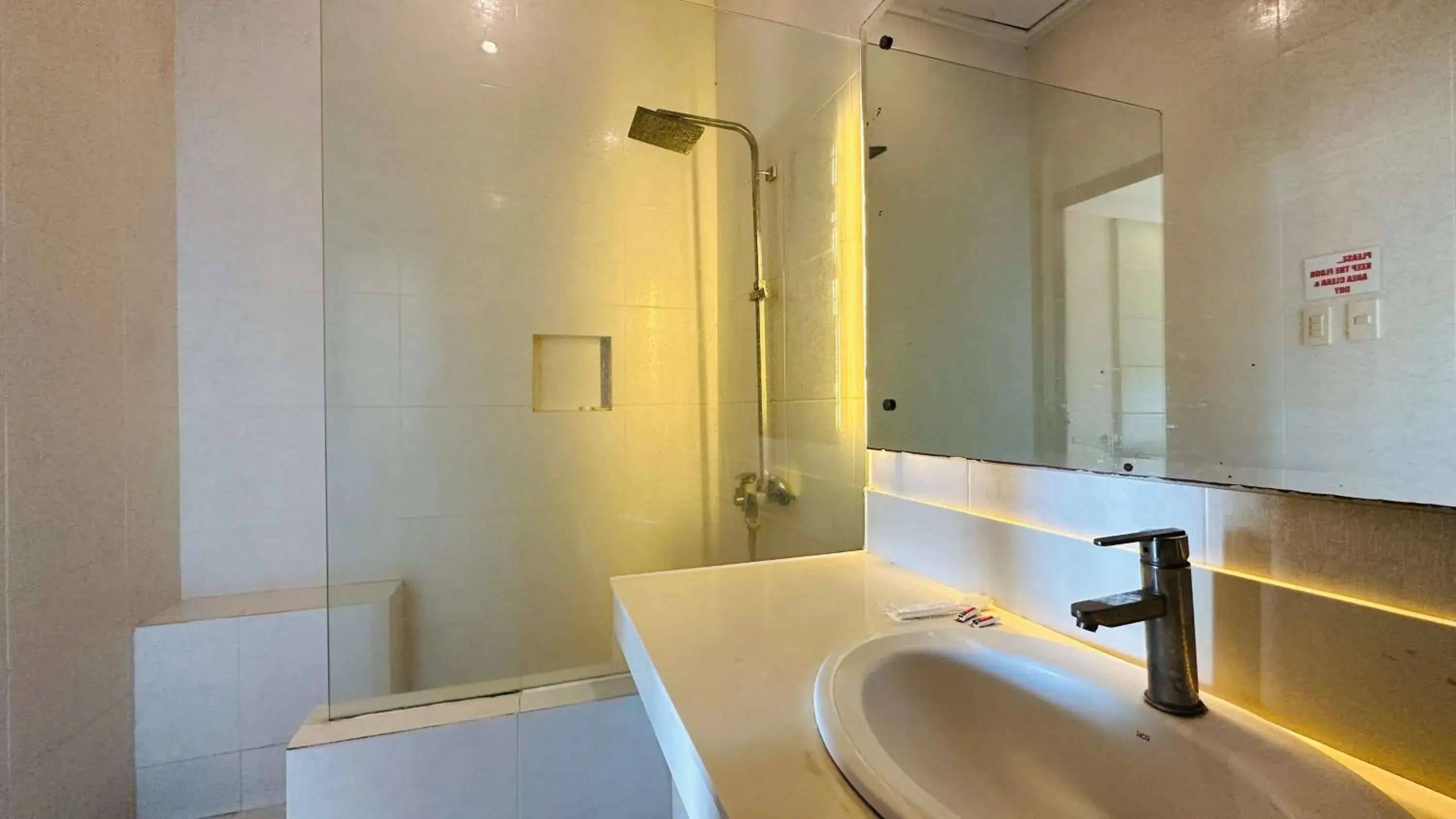 Standard Twin Room - single occupancy in Tugsaw Resort Standard Twin Room - single occupancy in Tugsaw Resort