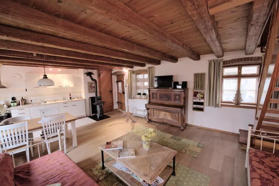 Photo of the whole room in GoldGemäuer Appartements