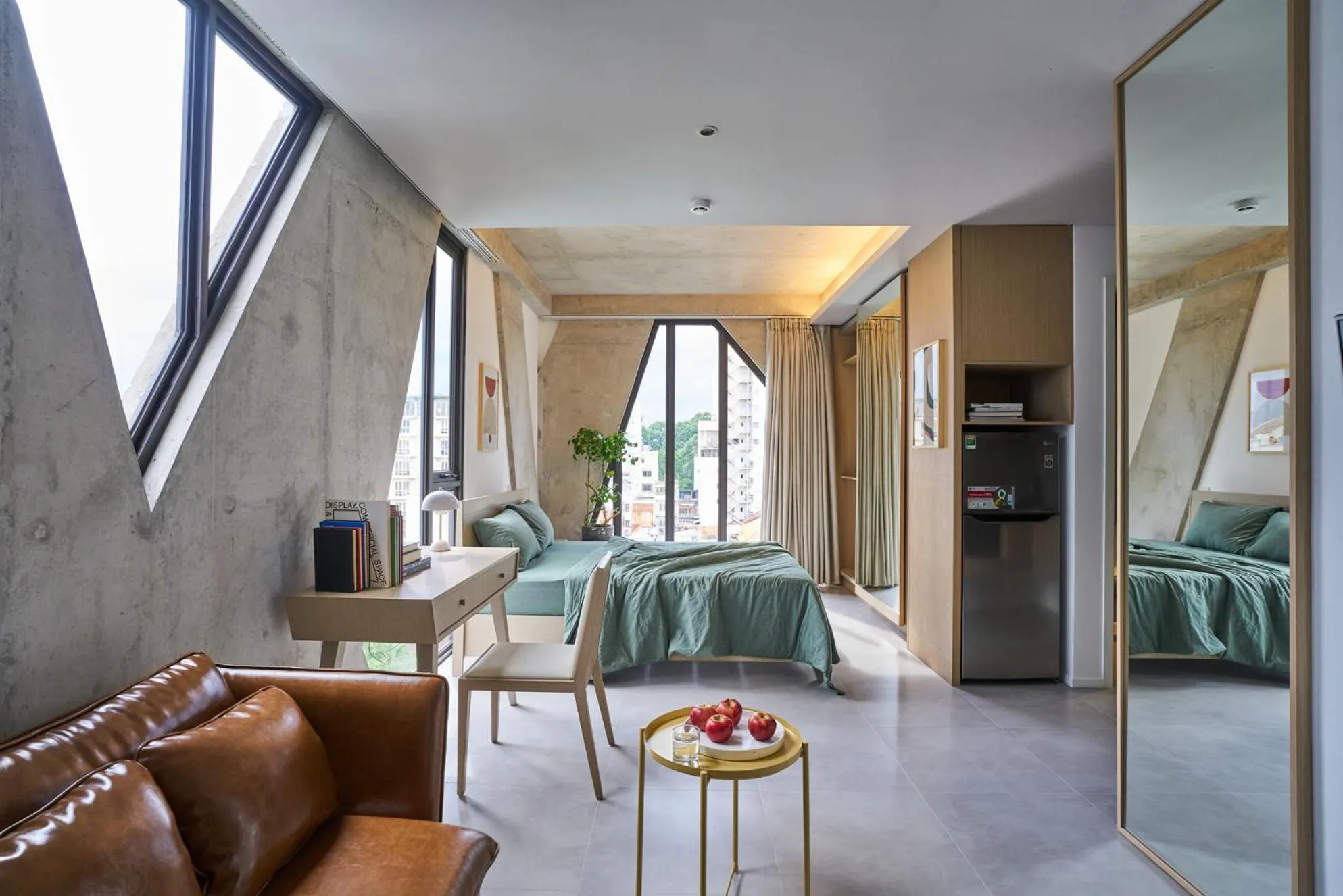 Bed in Express by M Village Nguyễn Văn Thủ