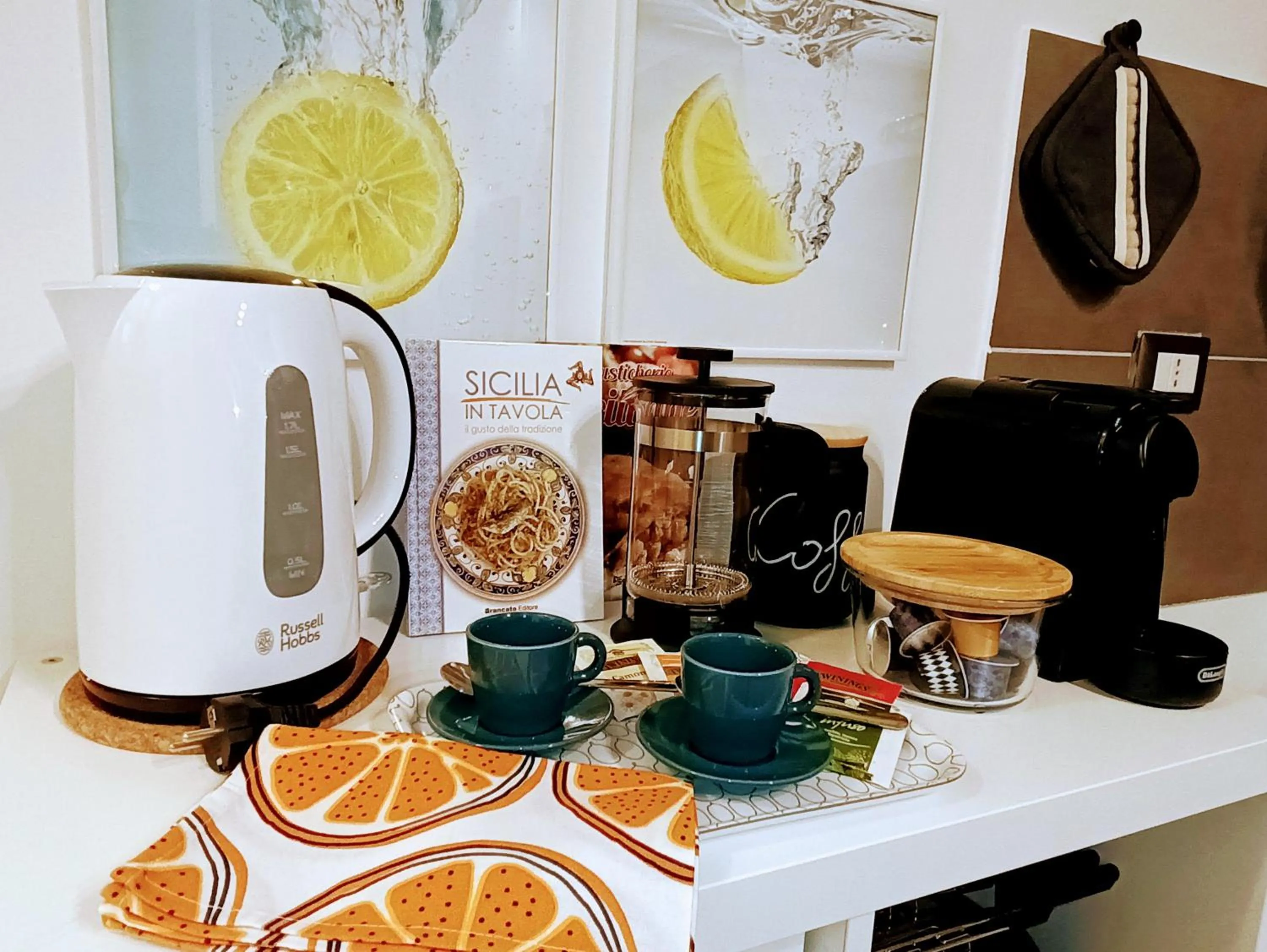 Coffee/tea facilities in Casa Nichitta