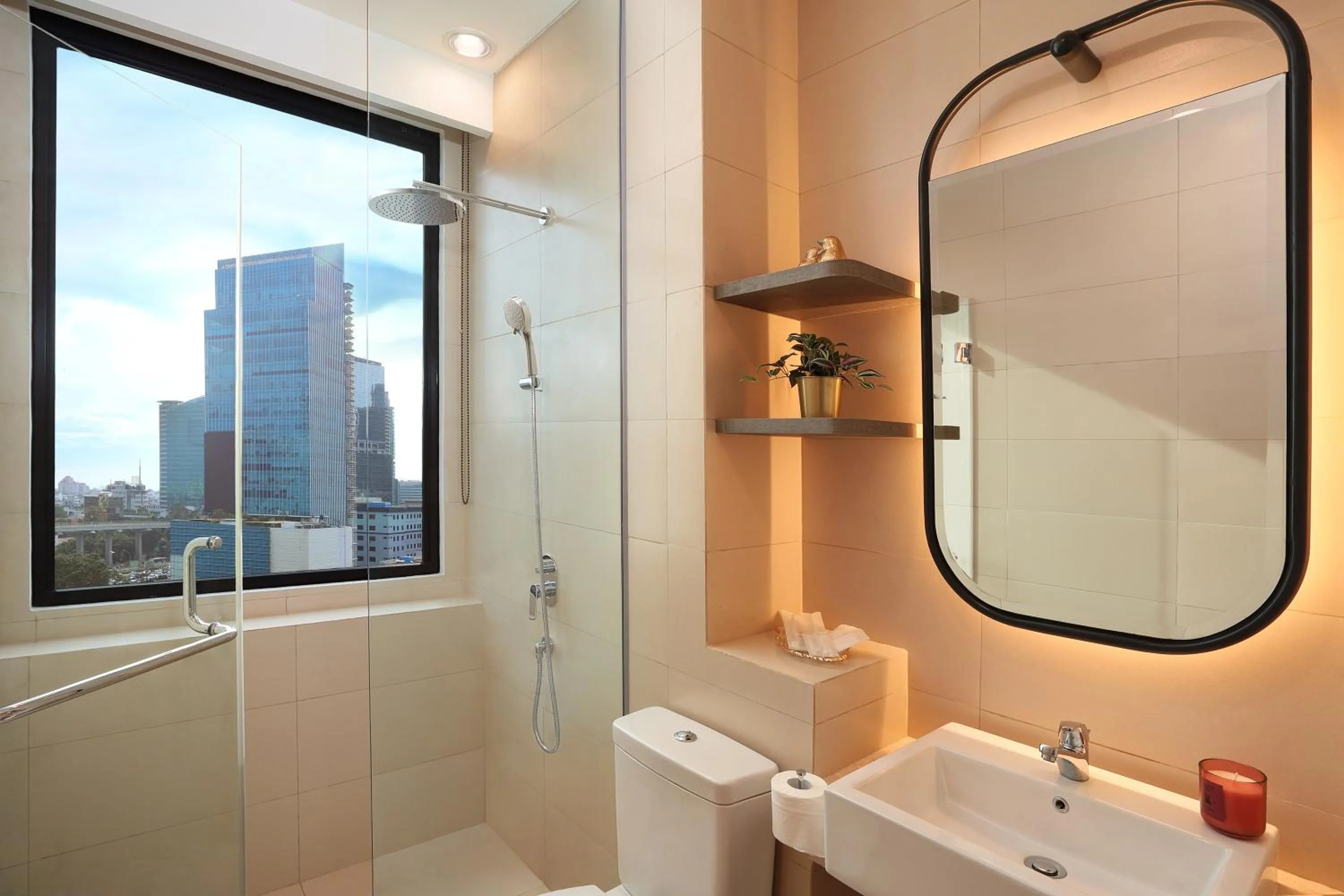 Shower in Citadines Gatot Subroto Jakarta