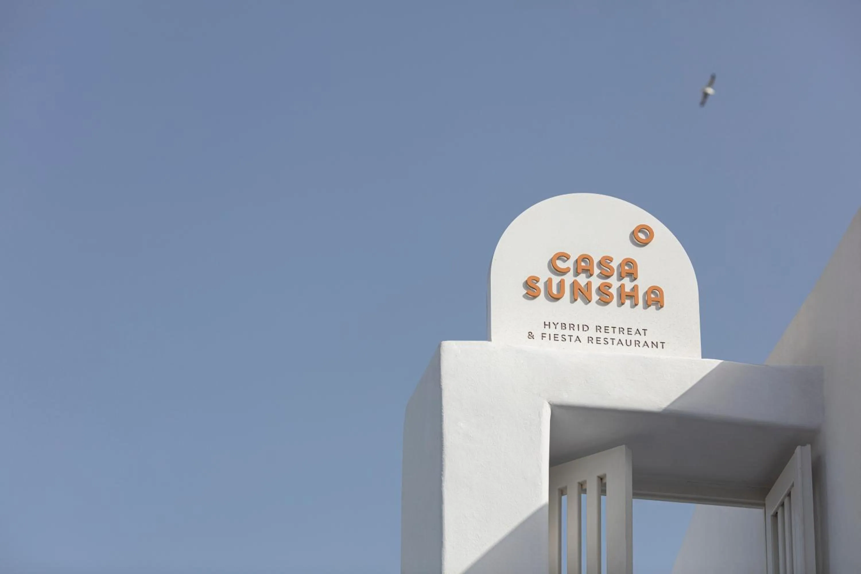 Restaurant/places to eat in CASASUNSHA Hybrid Retreat Santorini