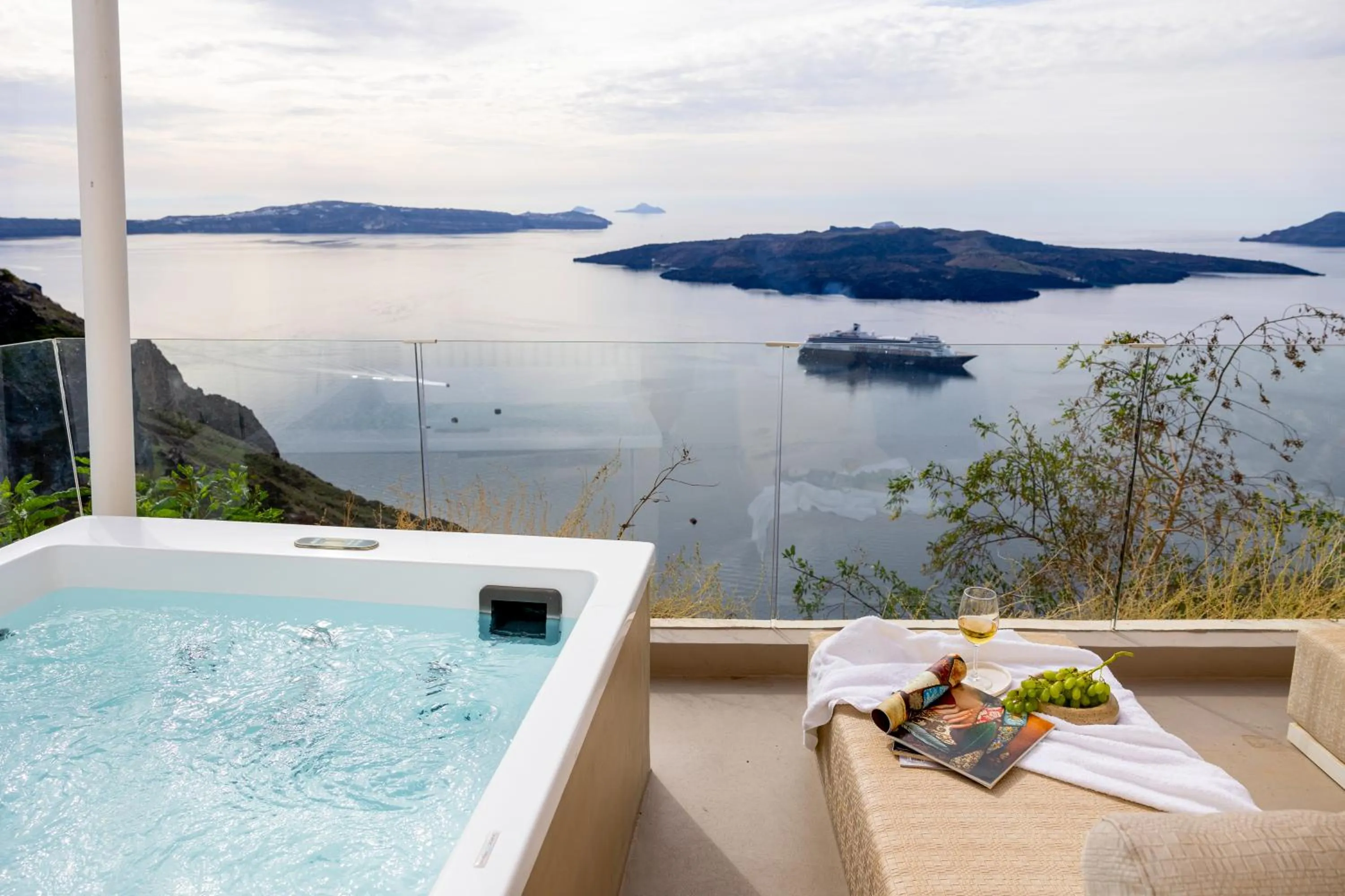 Sea view in CASASUNSHA Hybrid Retreat Santorini