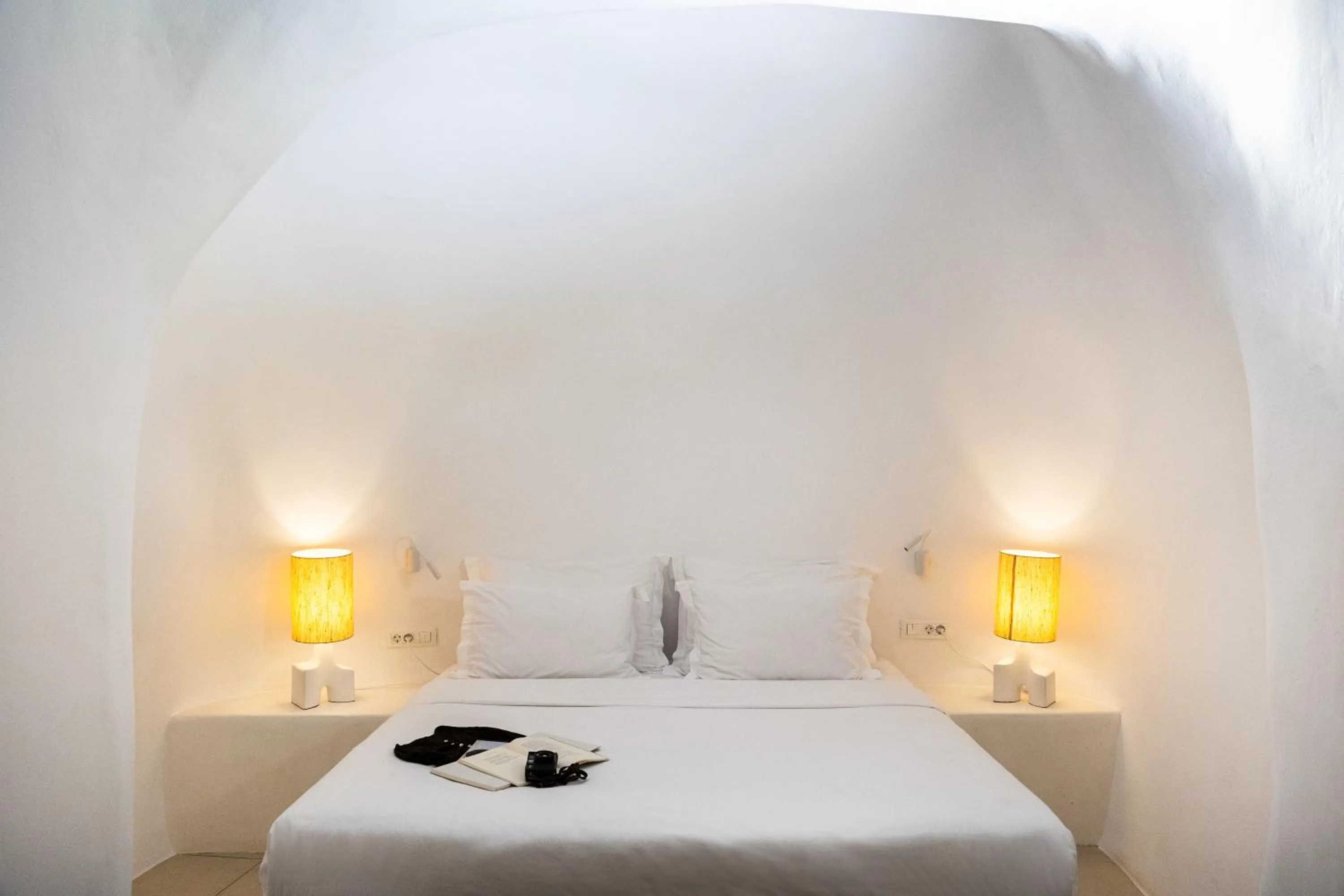 Bedroom, Bed in CASASUNSHA Hybrid Retreat Santorini