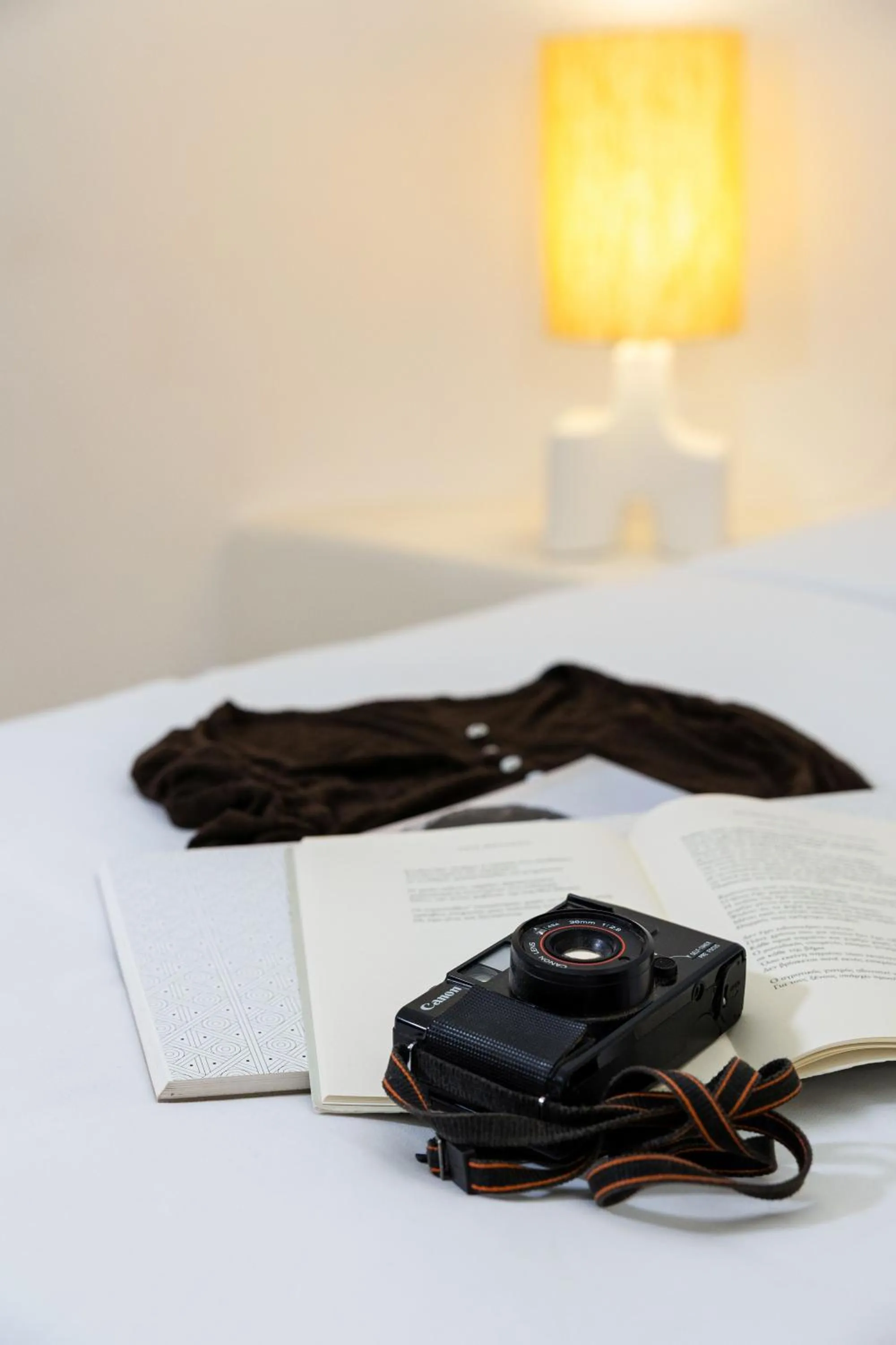 Bed in CASASUNSHA Hybrid Retreat Santorini