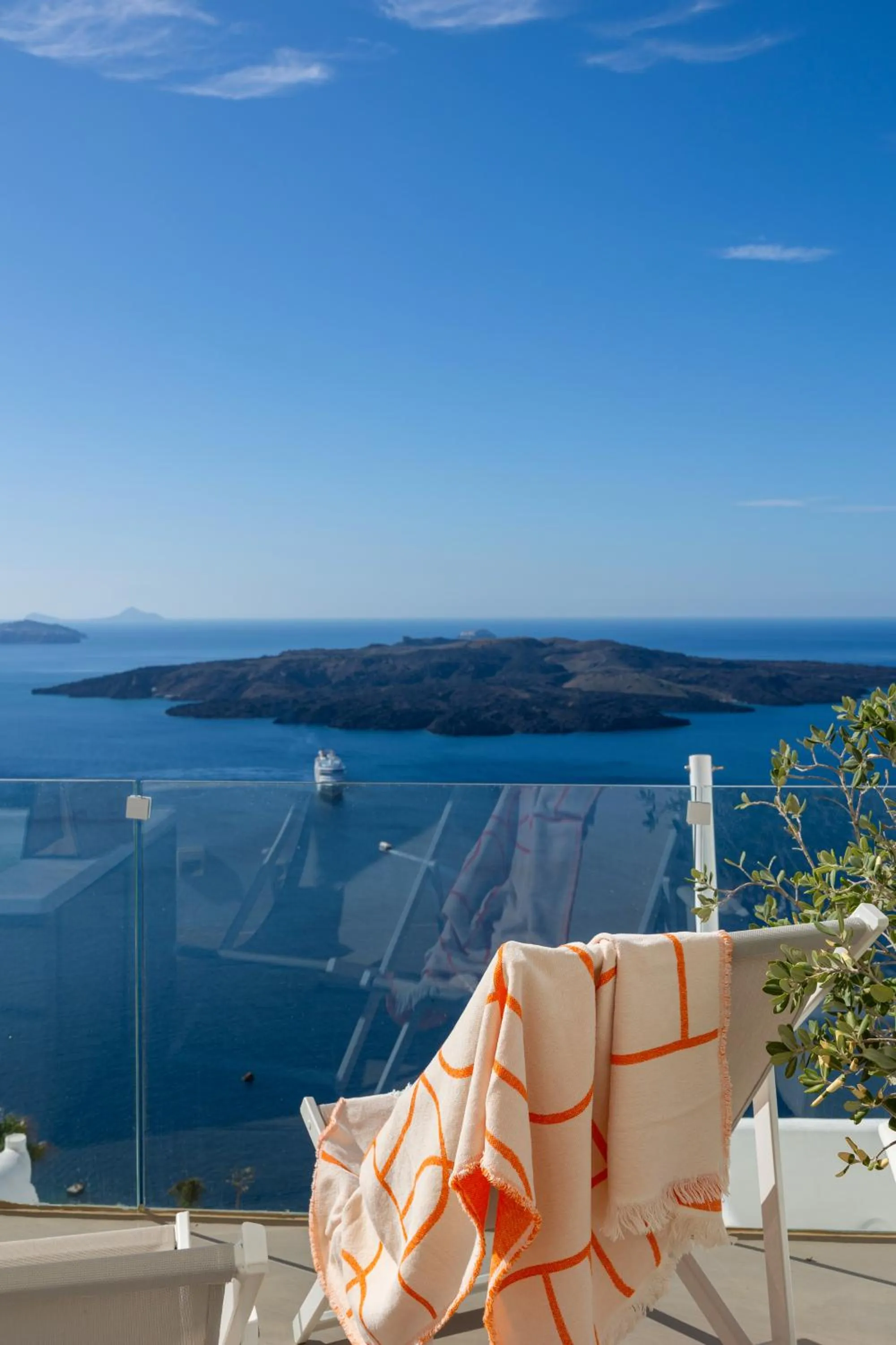 Balcony/Terrace in CASASUNSHA Hybrid Retreat Santorini