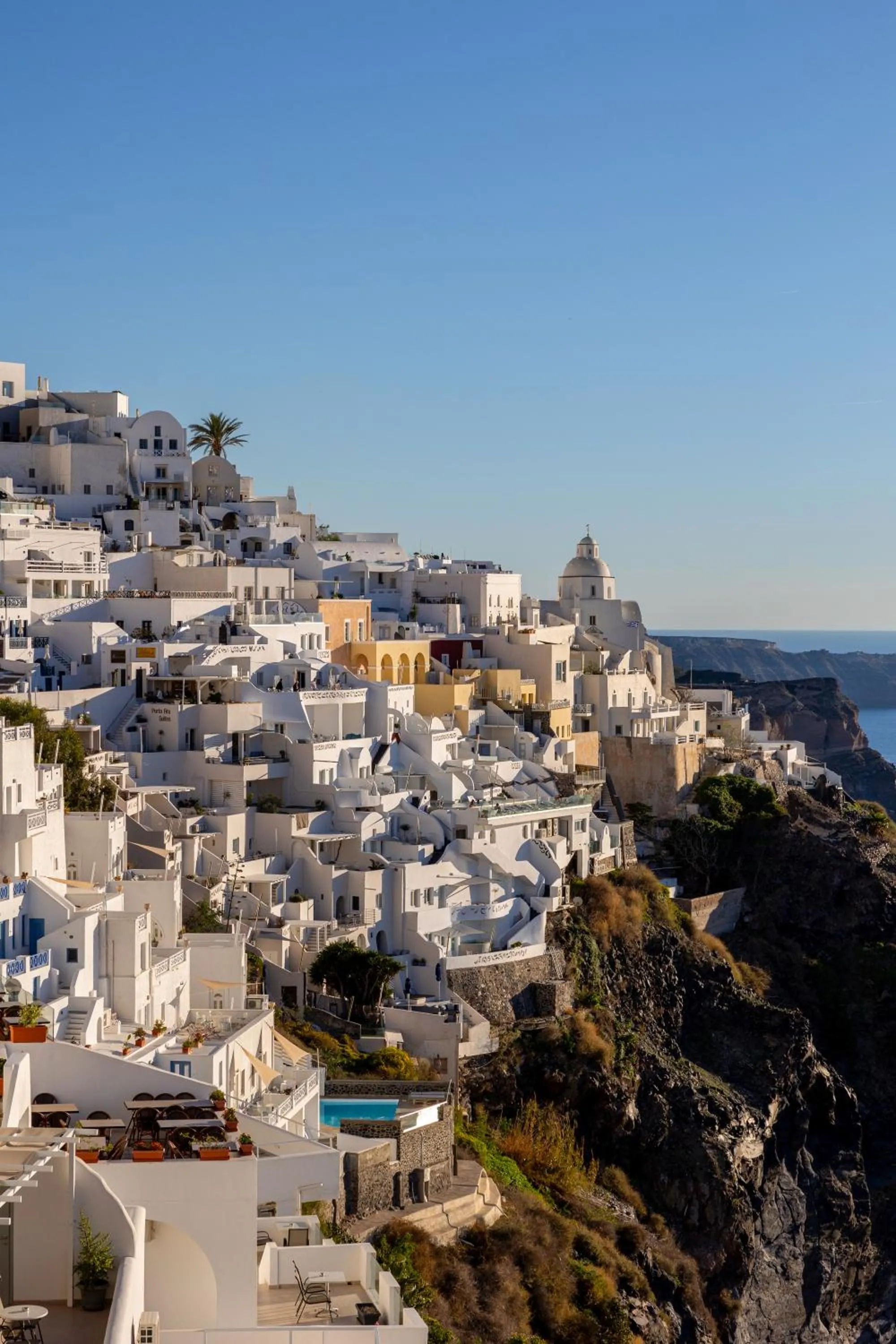 Neighbourhood in CASASUNSHA Hybrid Retreat Santorini