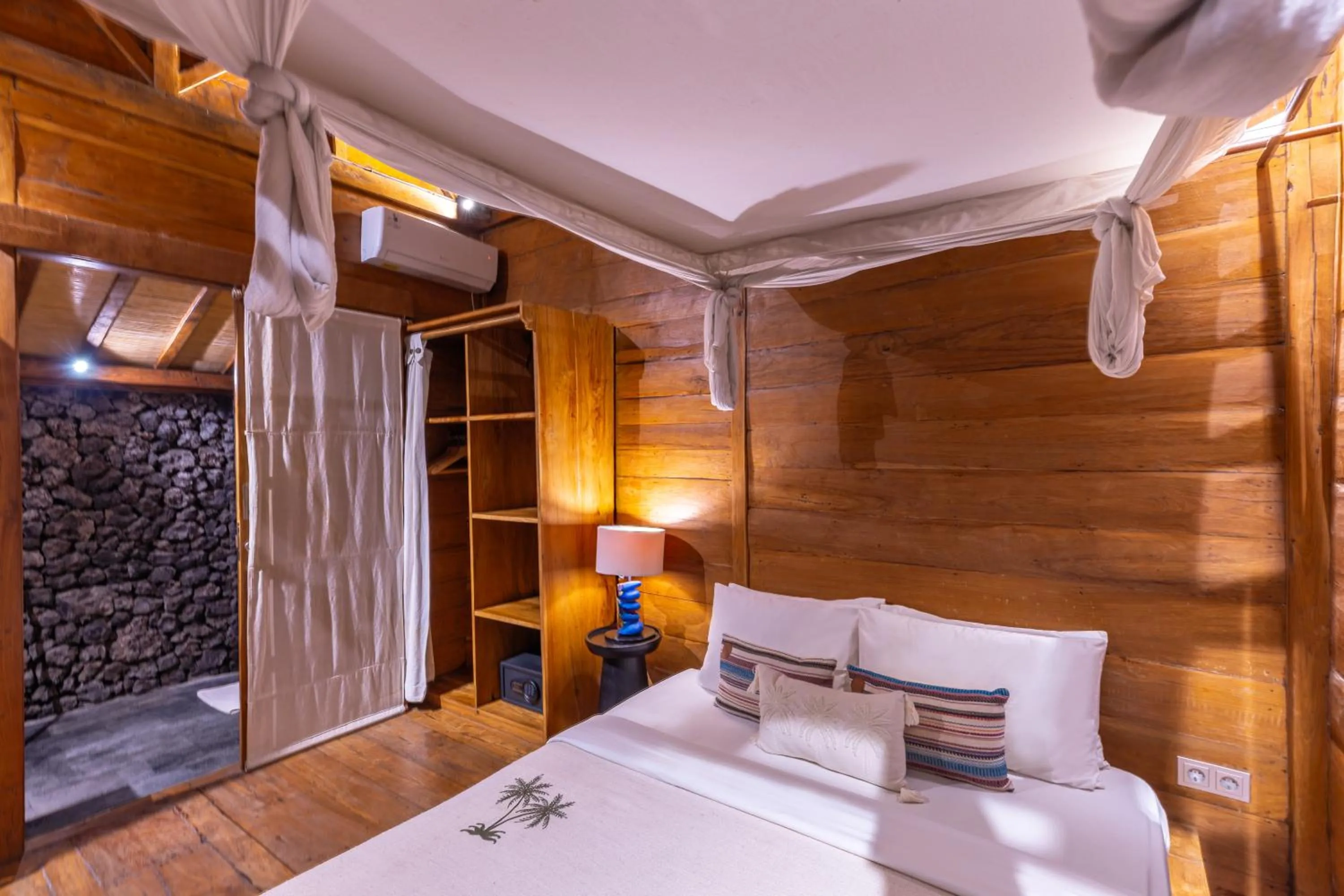 Bed in Wanderlust Villa by Betterplace