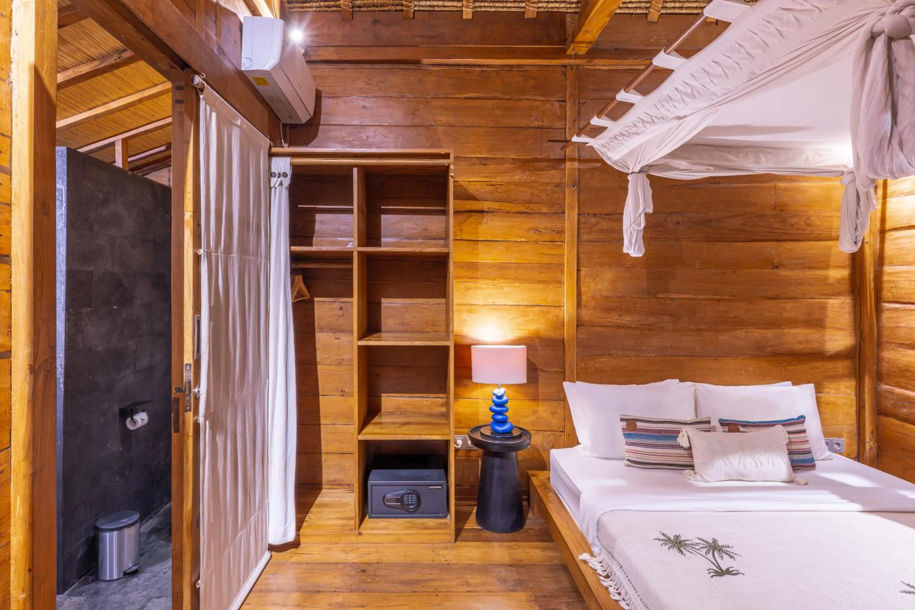 Bed in Wanderlust Villa by Betterplace