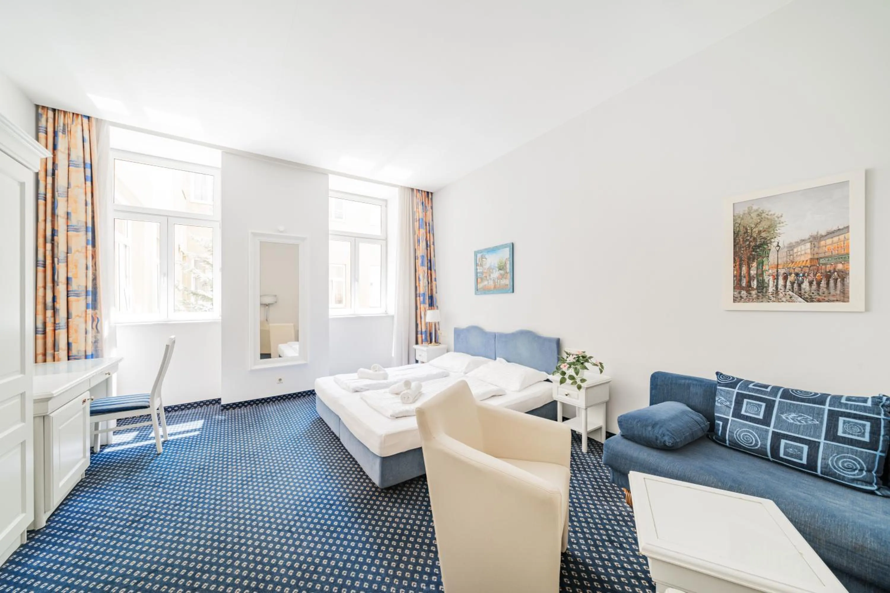 Self-Check-In Hotel Adlon