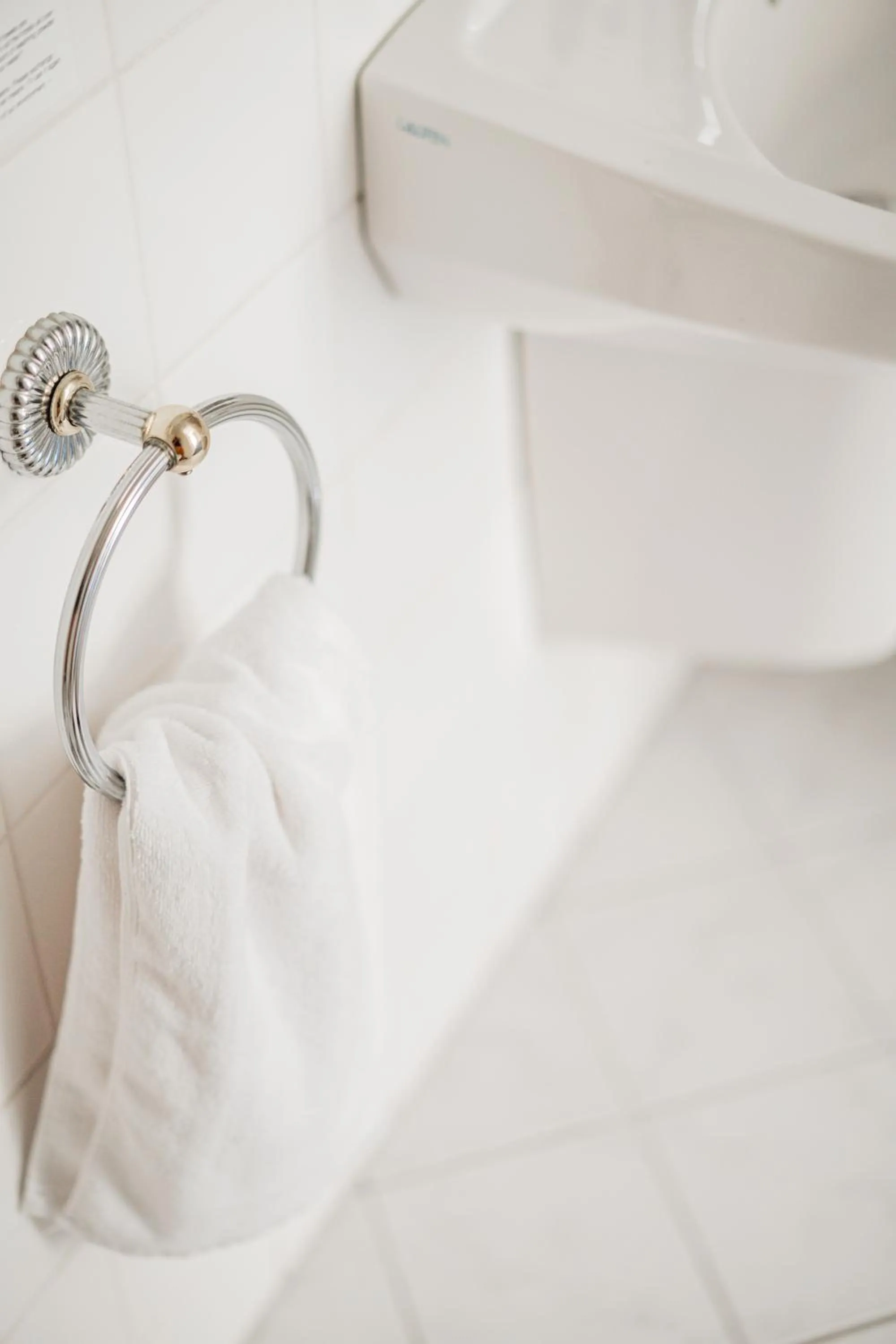 Self-Check-In Hotel Adlon