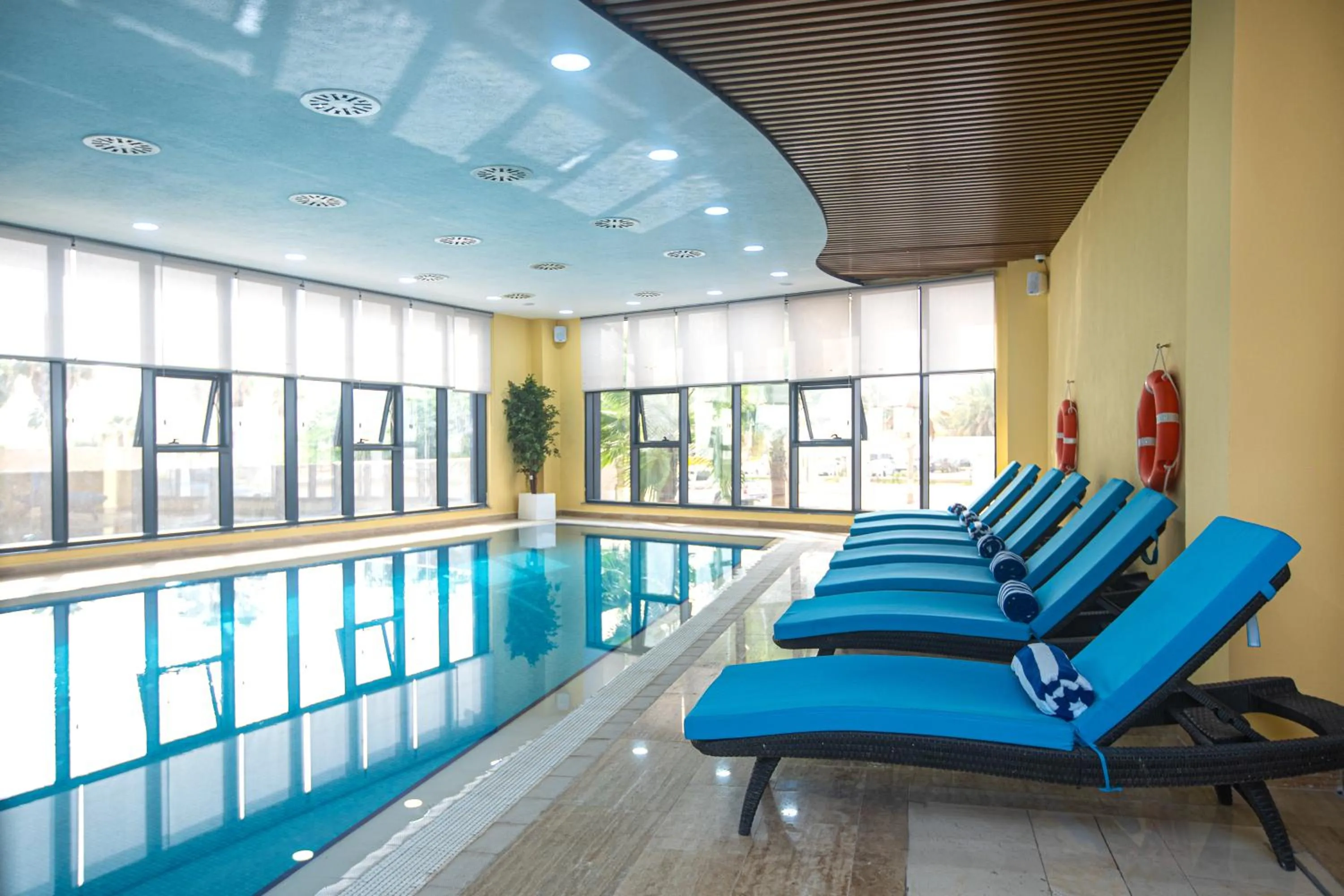 Swimming pool in FASQ Hotel