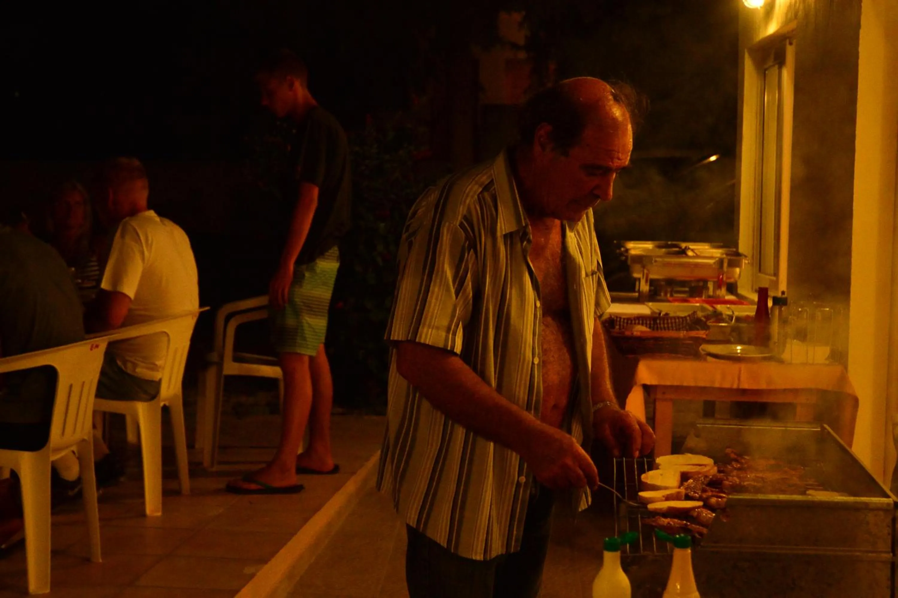 Evening entertainment in Eleonora Αnissaras