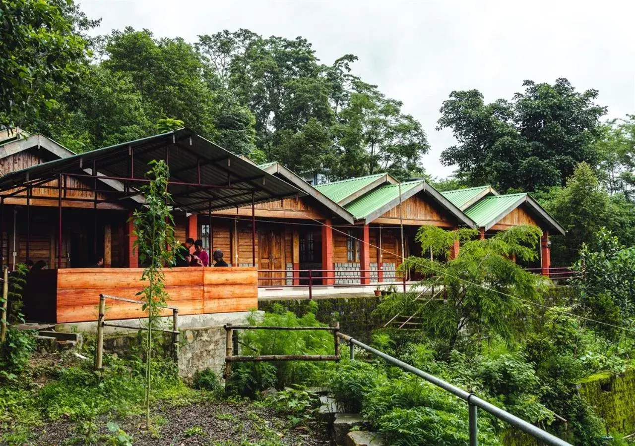 Property building in Camp David, Kigwema Property building in Camp David, Kigwema